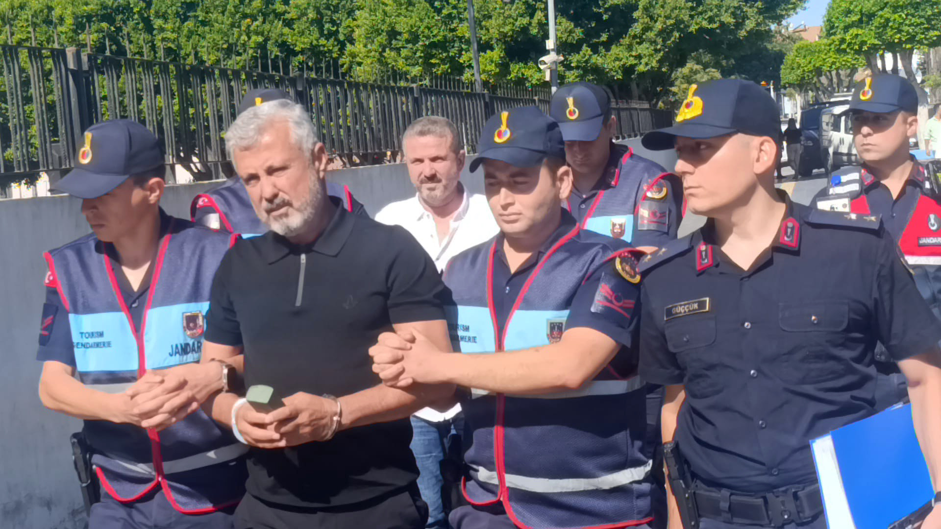 Sükrü Sozenden Ilk Goruntuler (2)
