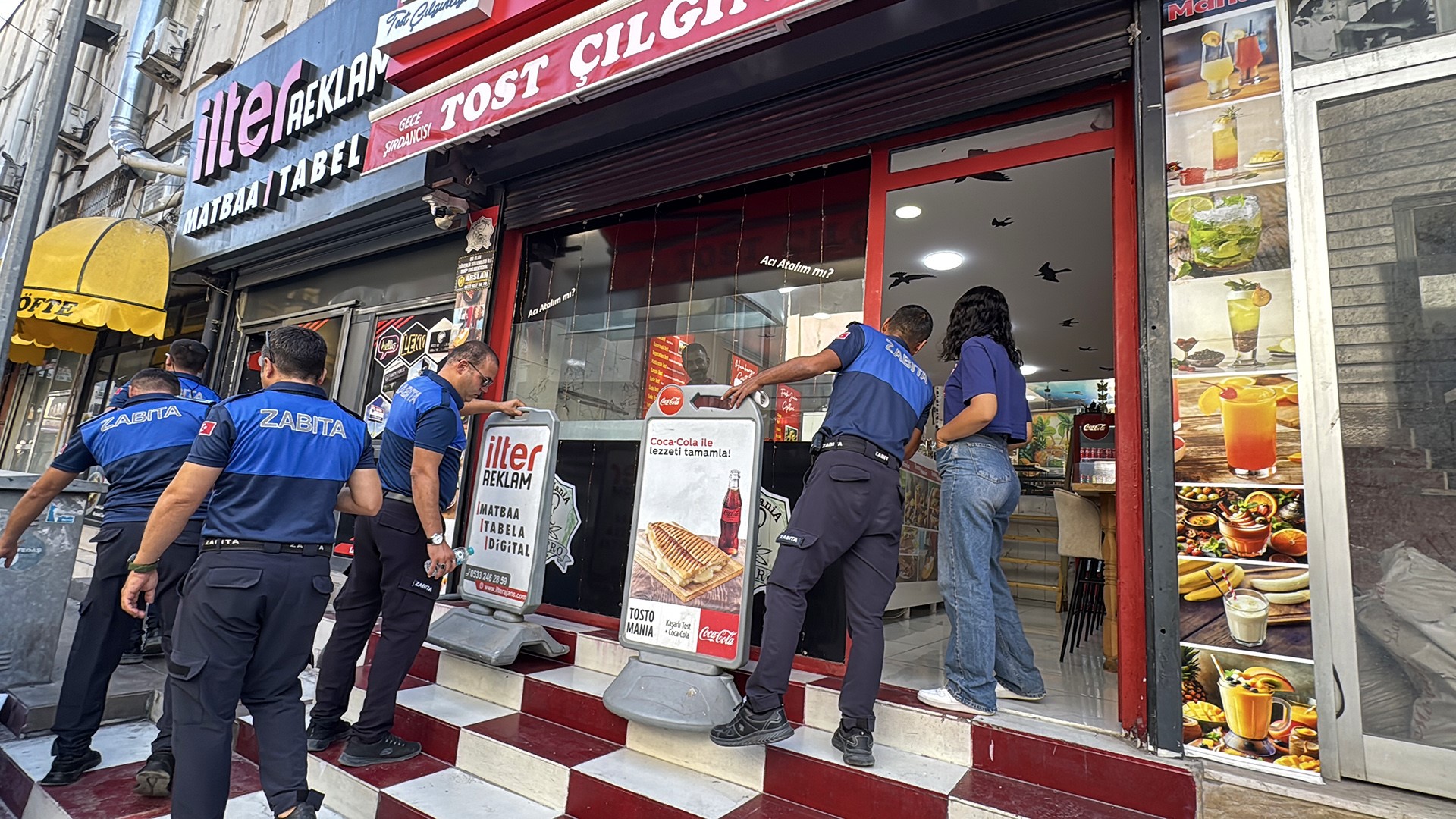 Tarsusta Kaldirim Isgaline Gecit Yok (2)