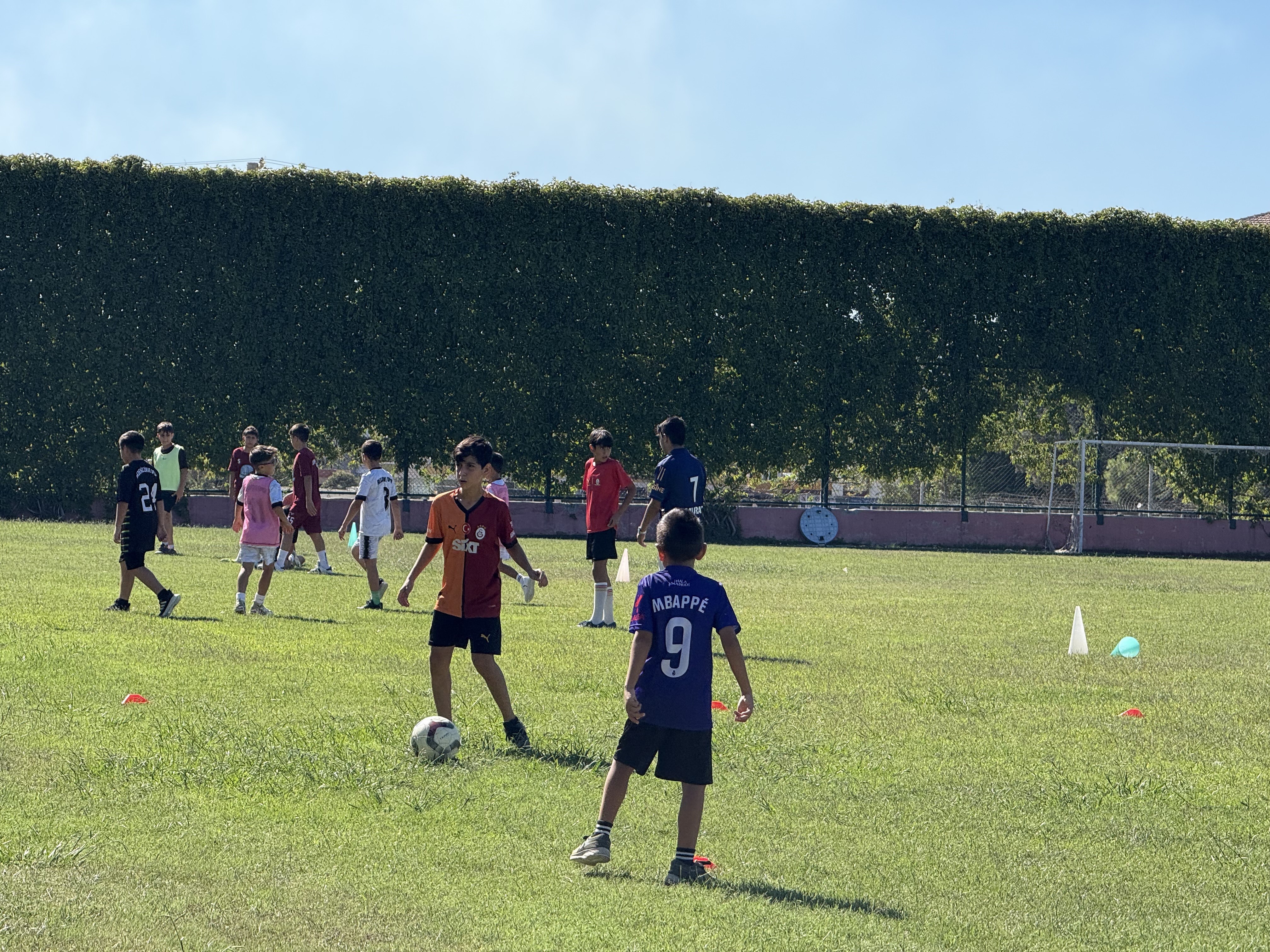 Tarsus'ta Spor Kompleksi Yerine Huzurevi Yapılacak Olmasına Tepki (3)