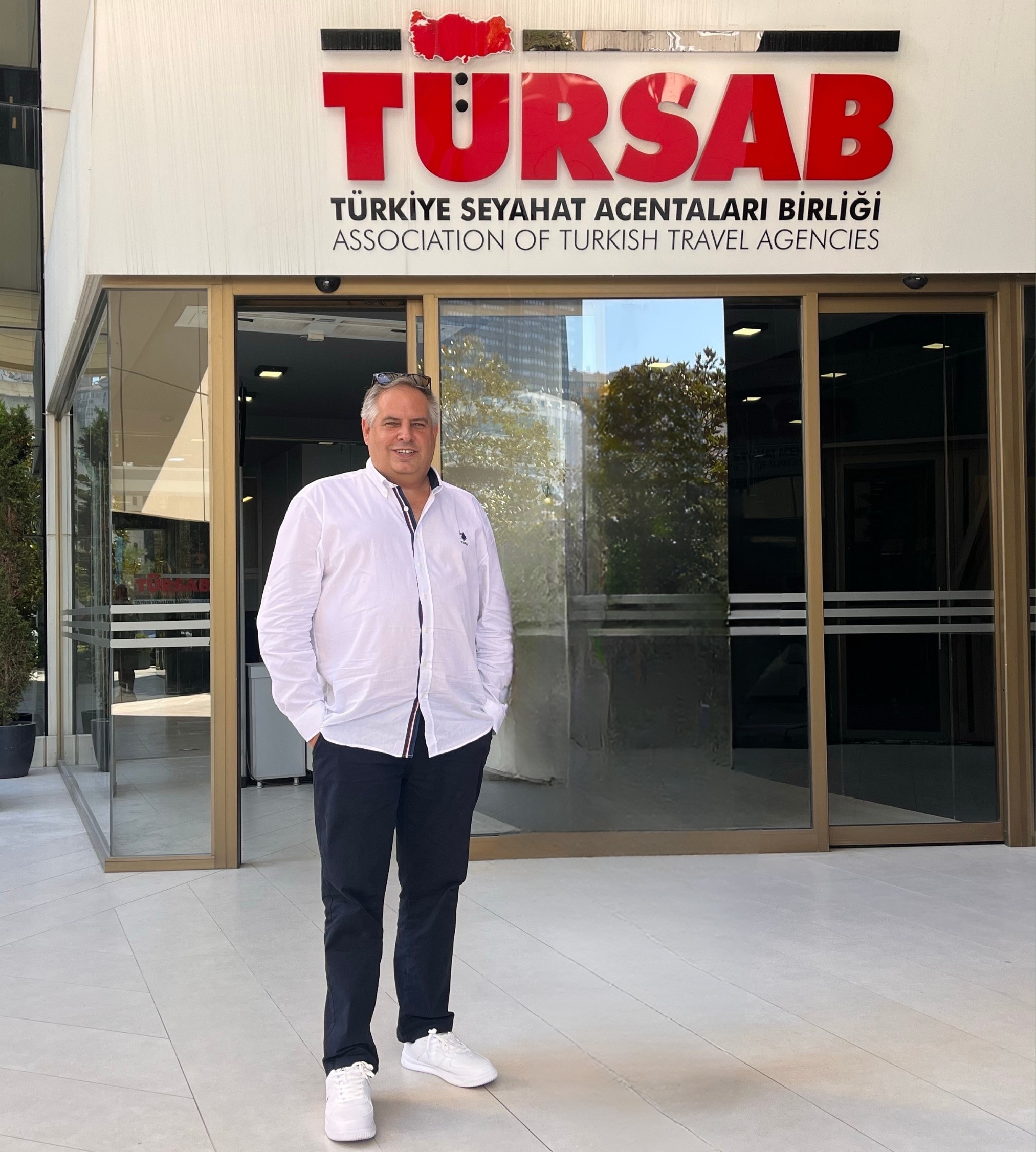 Tolga Özgüven (2)
