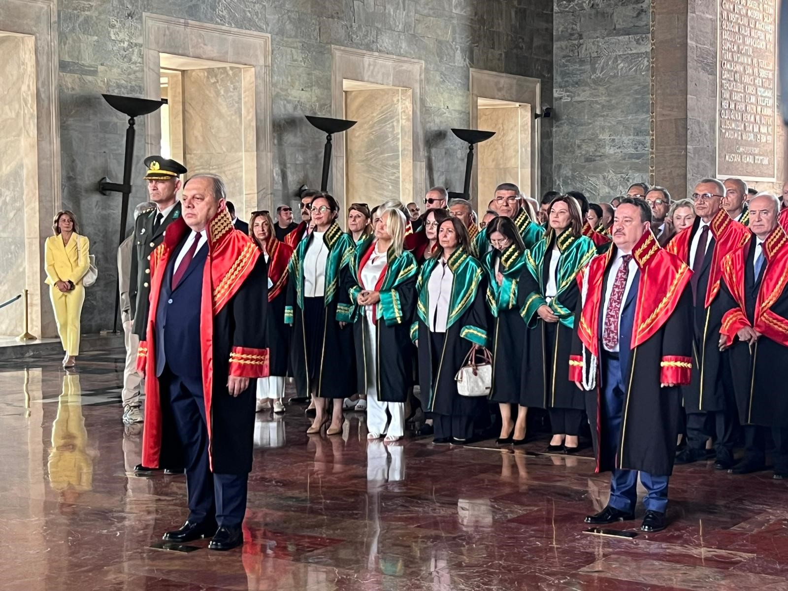 Yargıtay Üyeleri, Adli Yılın Açılışı Dolayısıyla Anıtkabir'i Ziyaret Etti (1)