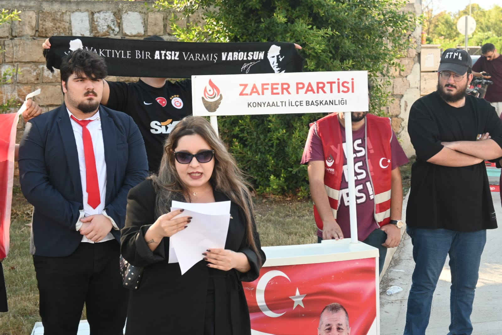 Zafer Partisi Akdeniz Üniversitesi’nde Eylem Yaptı (4)