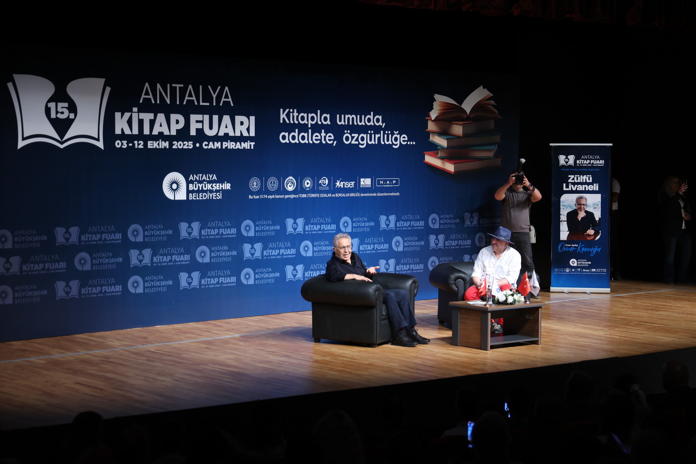 15. Antalya Kitap Fuarı 1. Gün (1)-1