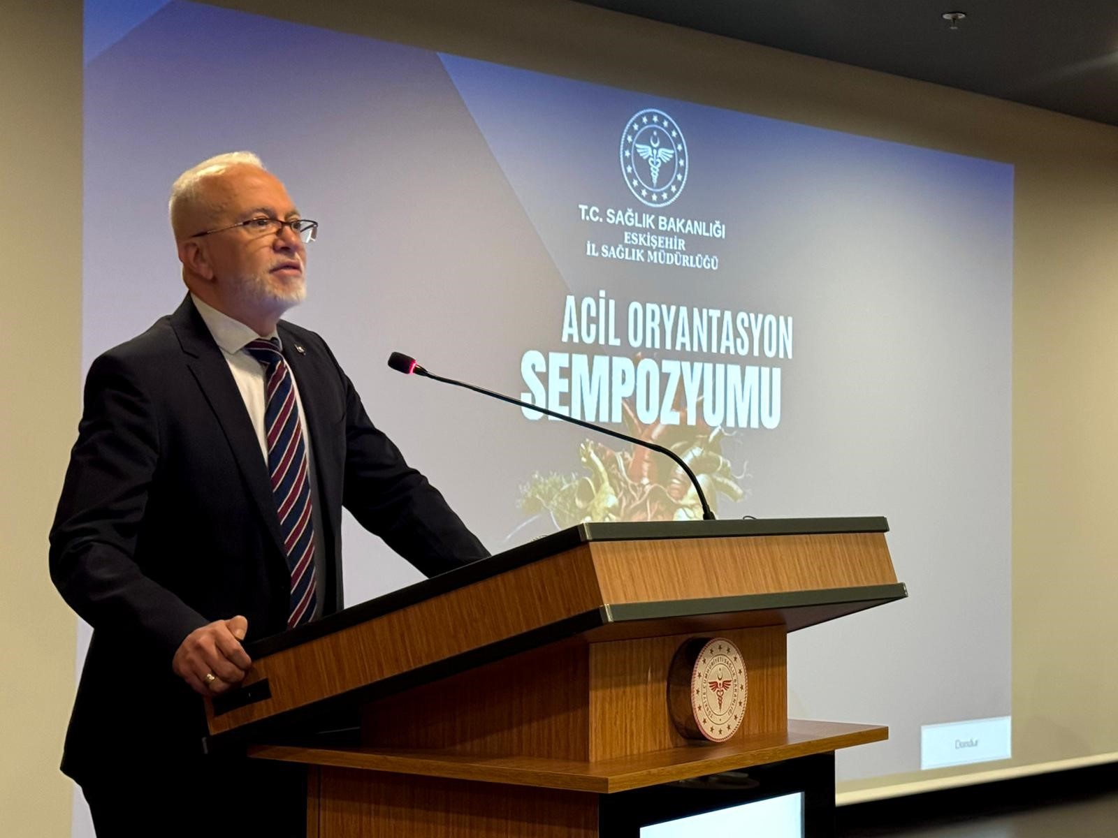 Acil Oryantasyon Sempozyumu Egitimi Basladi (1)