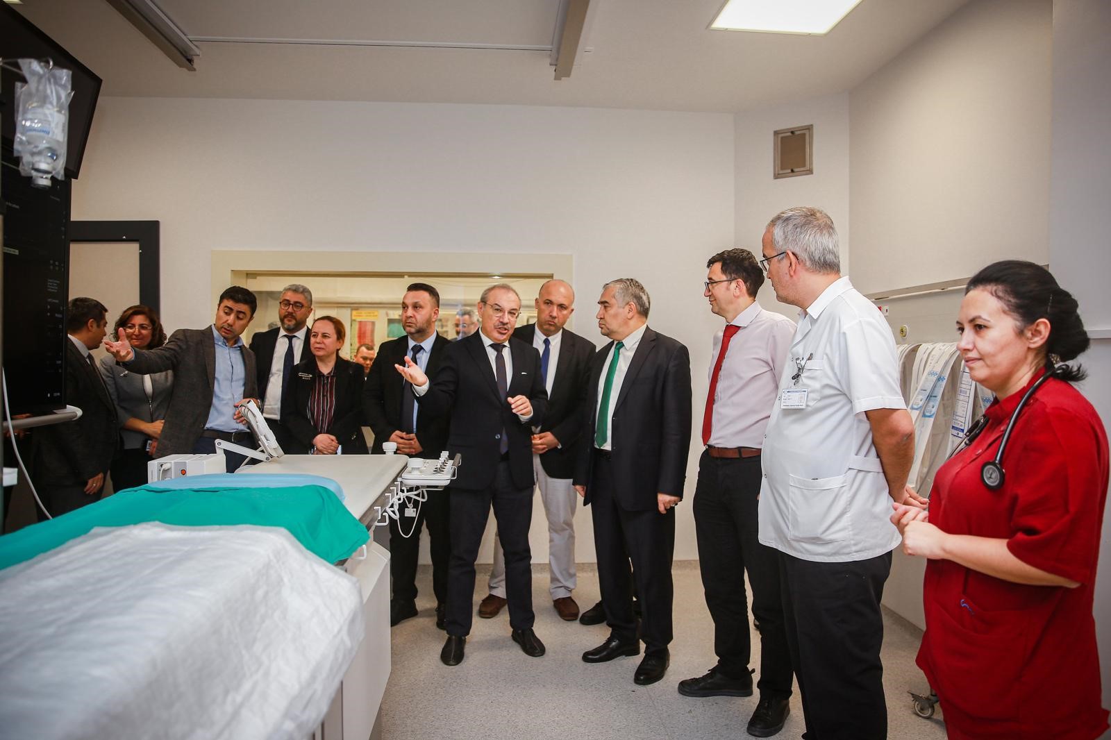 Adü’de Yeni Nesil Anjiyografi Cihazı Hizmete Girdi (3)