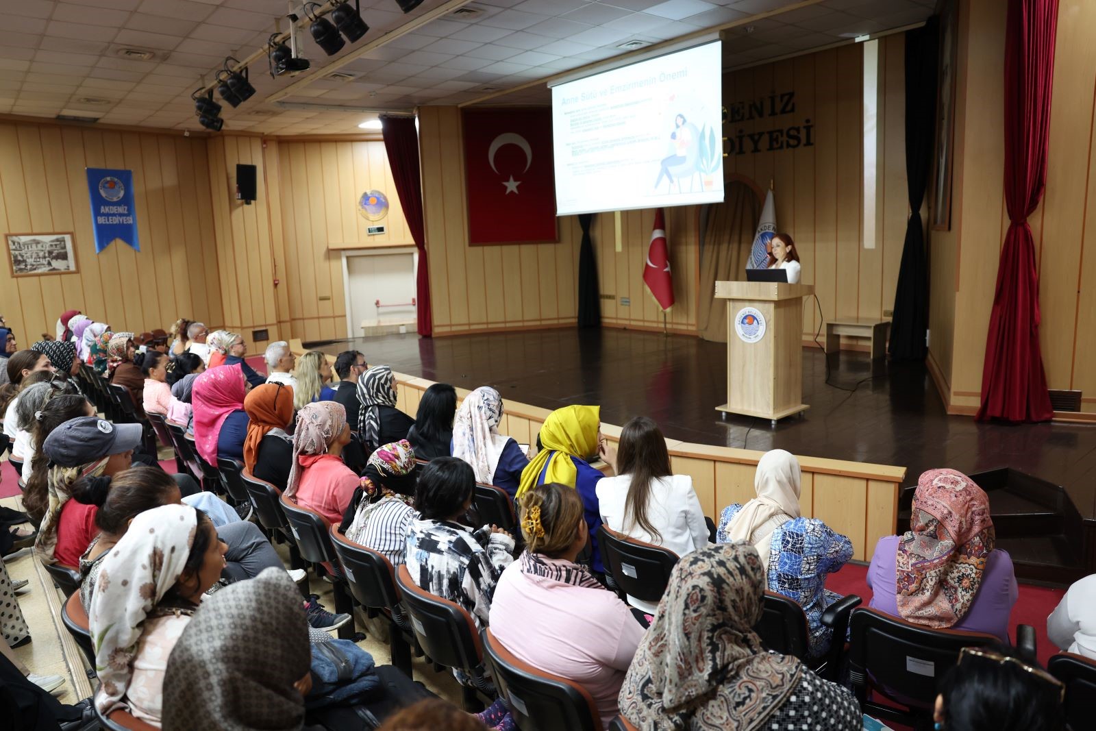 Akdeniz Belediyesinden 'Anne Sütü İle Besle, Sevgiyle Büyüt' Projesi (2)