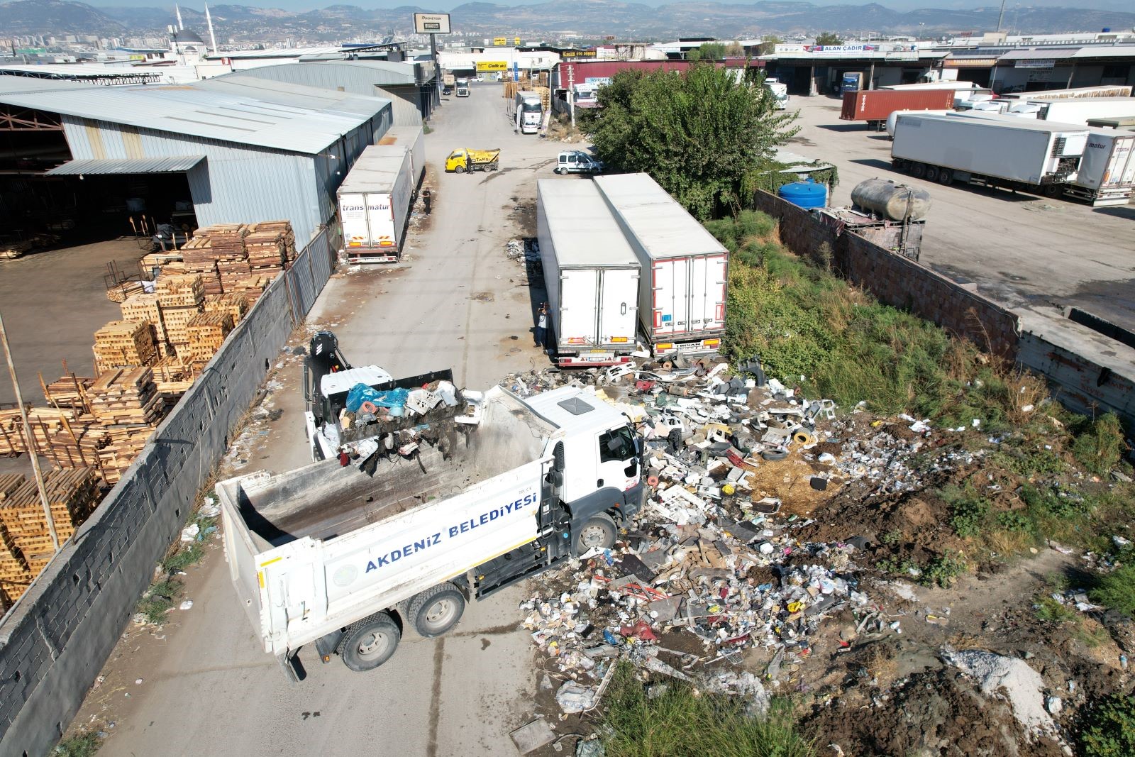Akdeniz'de Atık Toplama Çalışmaları Hafta Sonu Da Devam Ediyor (2)
