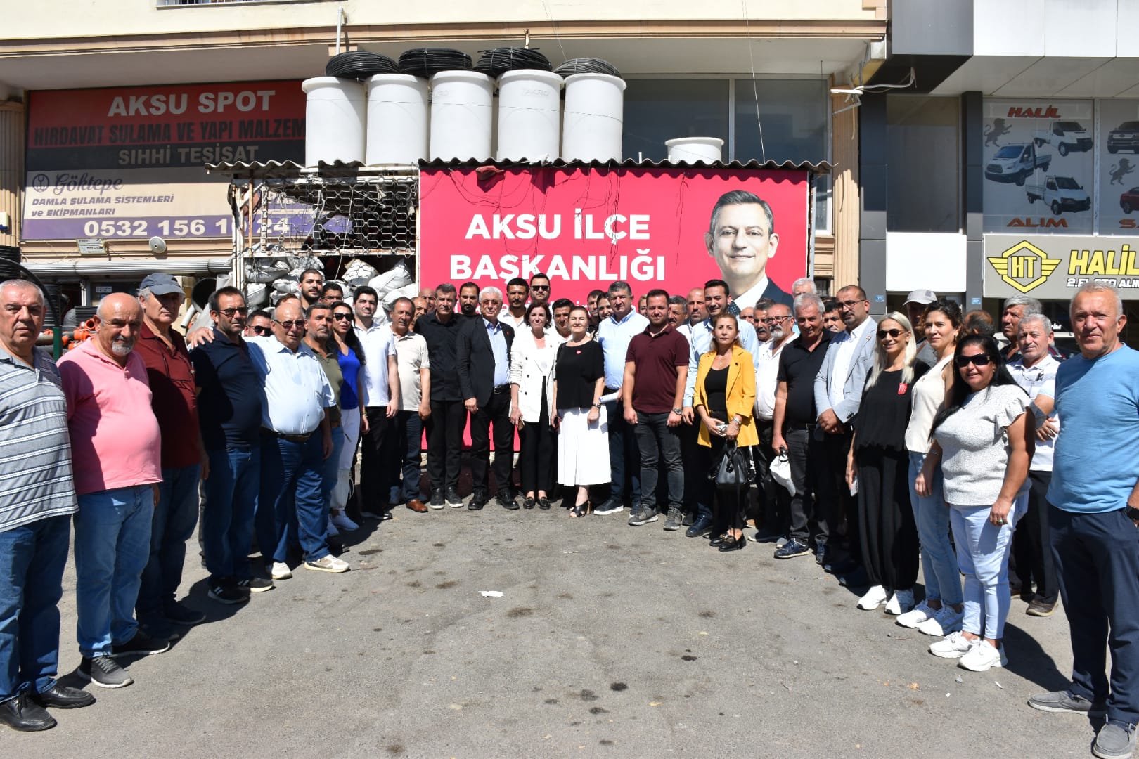 Aksu (2)