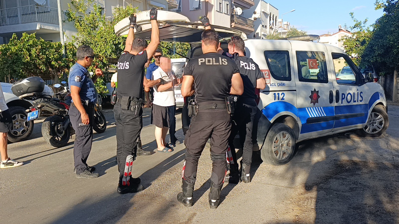 Alkollu Surucu Cumhurbaskanina Hakaretten Tutuklandi (3)
