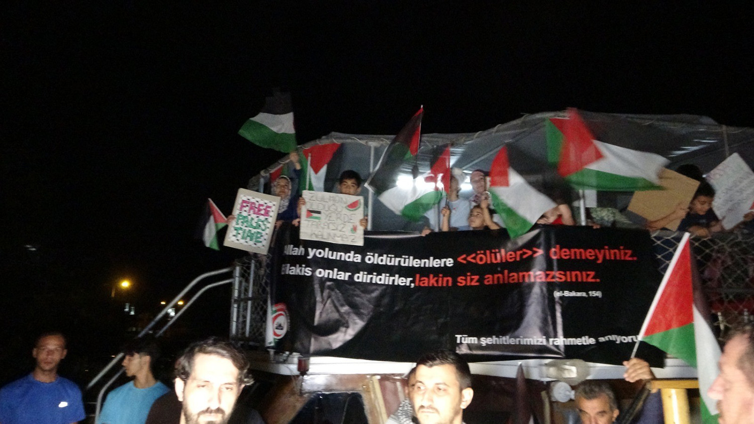 Antalya'da İsrail'in Küresel Sumud Filosu'na Müdahalesine Tepki (4)