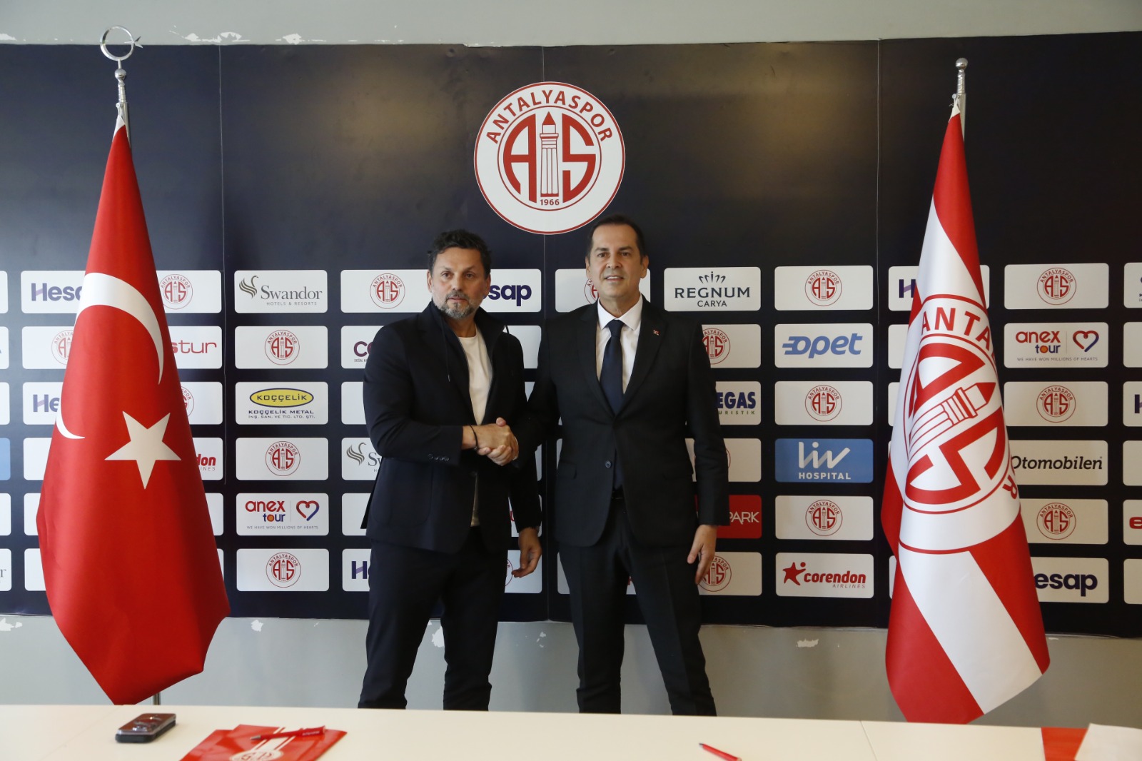 Antalyaspor Erola Emanet (1)