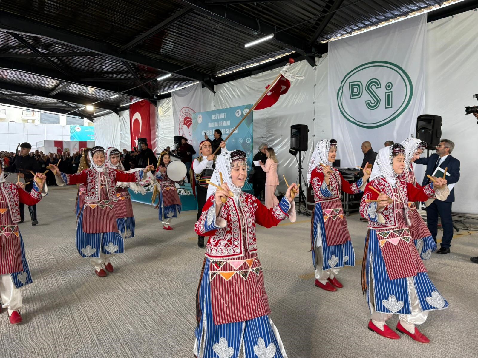 Bakan Yumaklı (1)-1