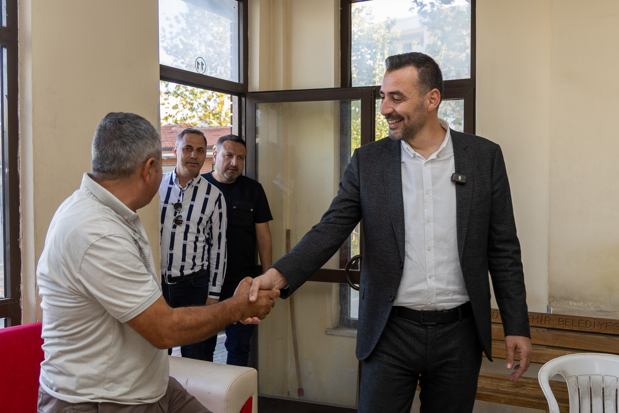 Başkan Vekili Çiçek’ten Doğu Garajı Esnafına Ziyaret (3)