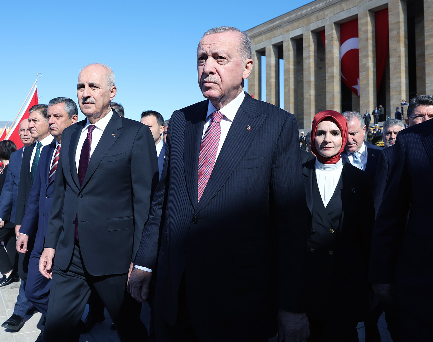 Başkanlığındaki Devlet Erkanı Anıtkabir’i Ziyaret Etti (4)