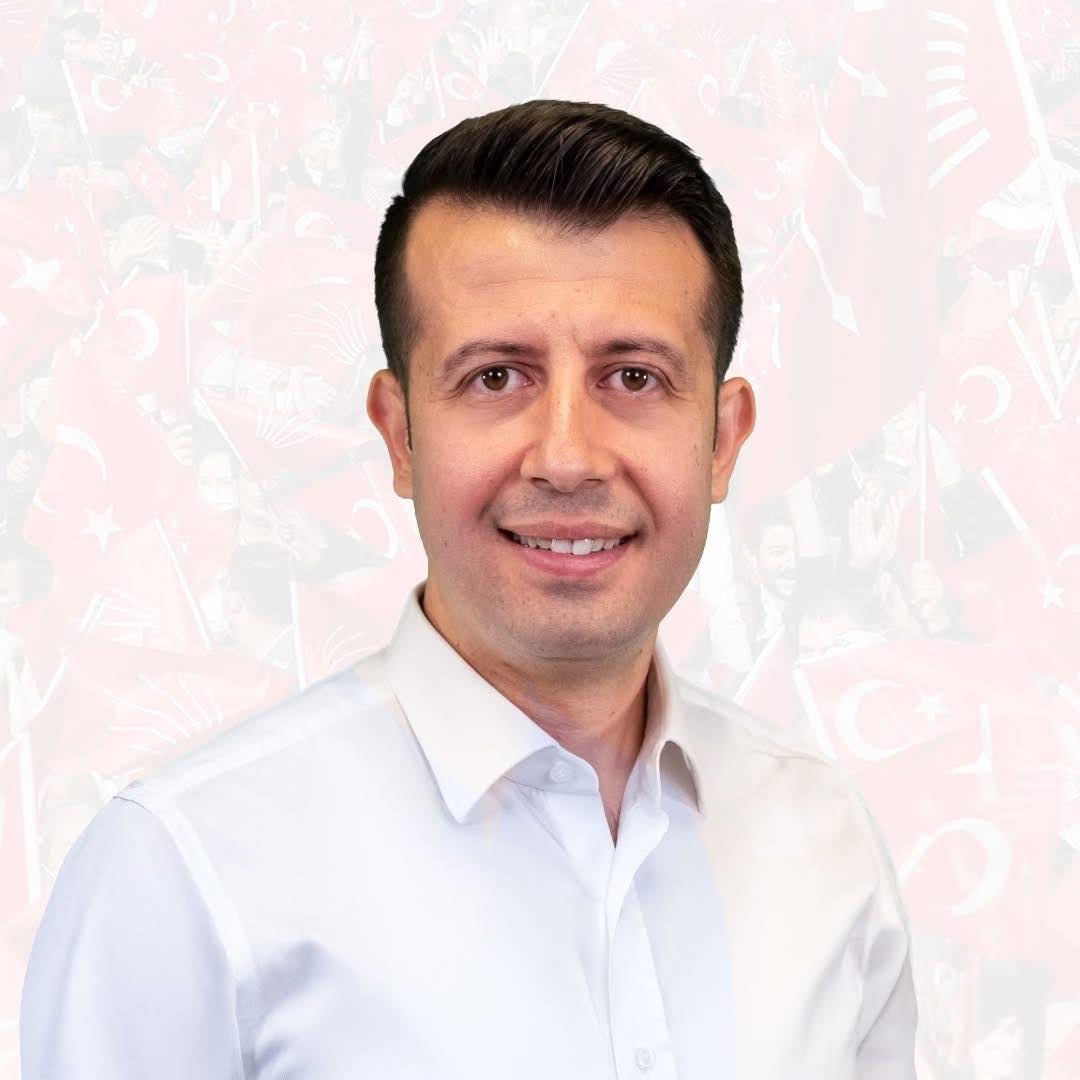 Buğra Özçelik