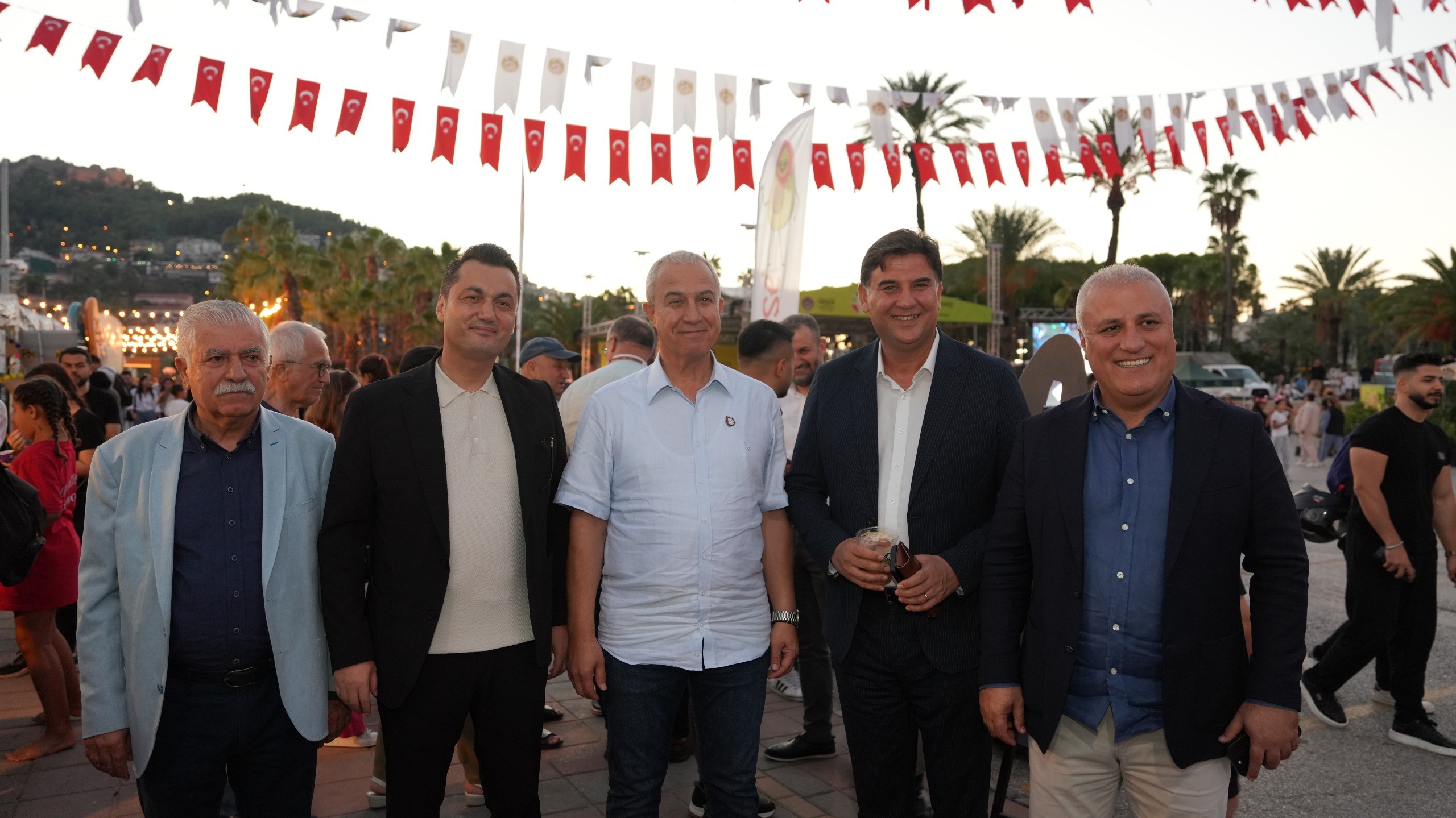 Festıval Sona Erdı (2)
