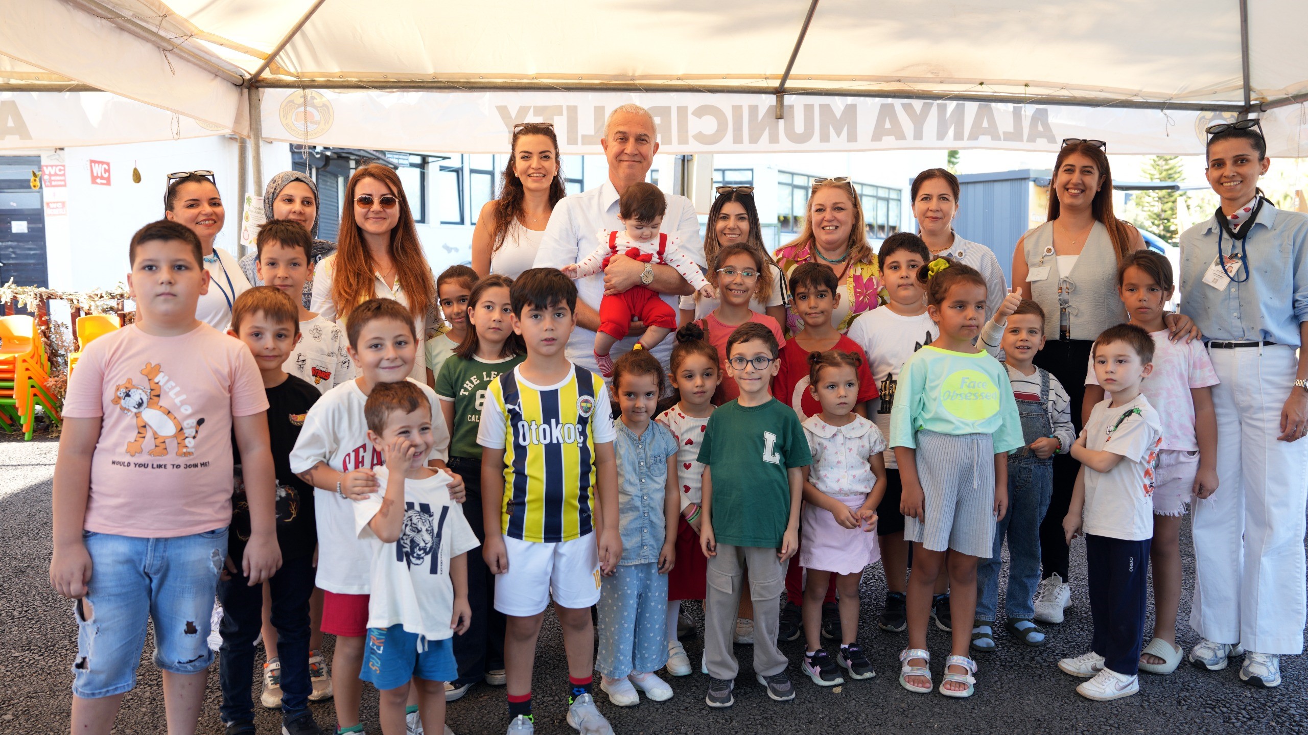 Festıval Sona Erdı (5)