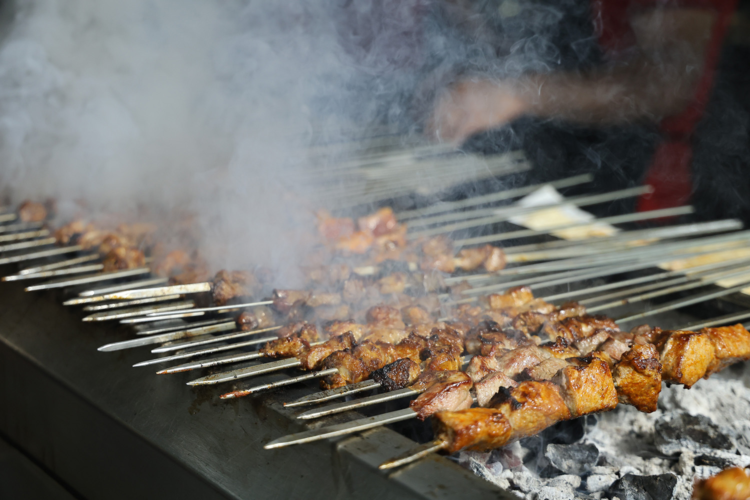 Gökyüzü Kebap Dumanlarıyla Kaplandı (1)