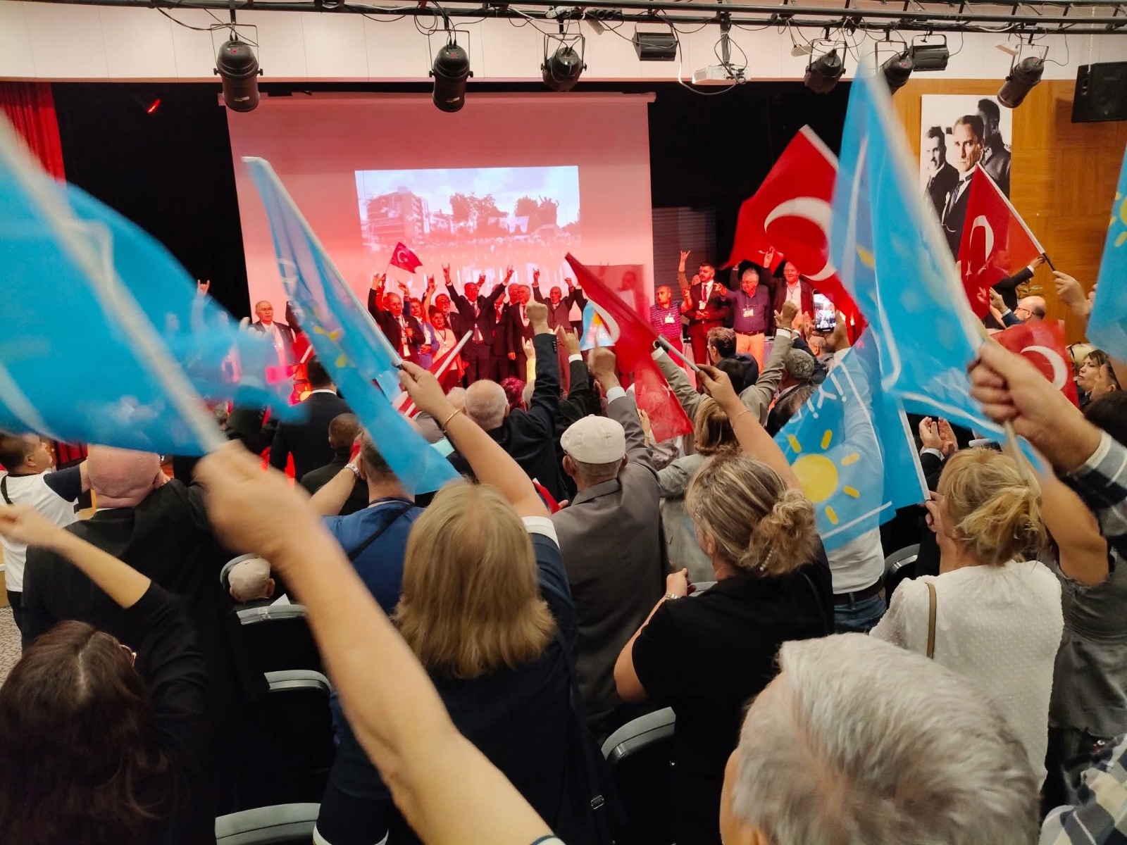 Ilçe Kongreleri Yapıldı (2)