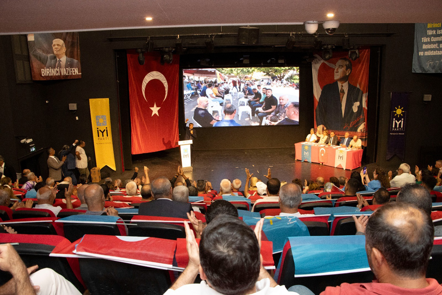 İyi̇ Parti̇ (9)