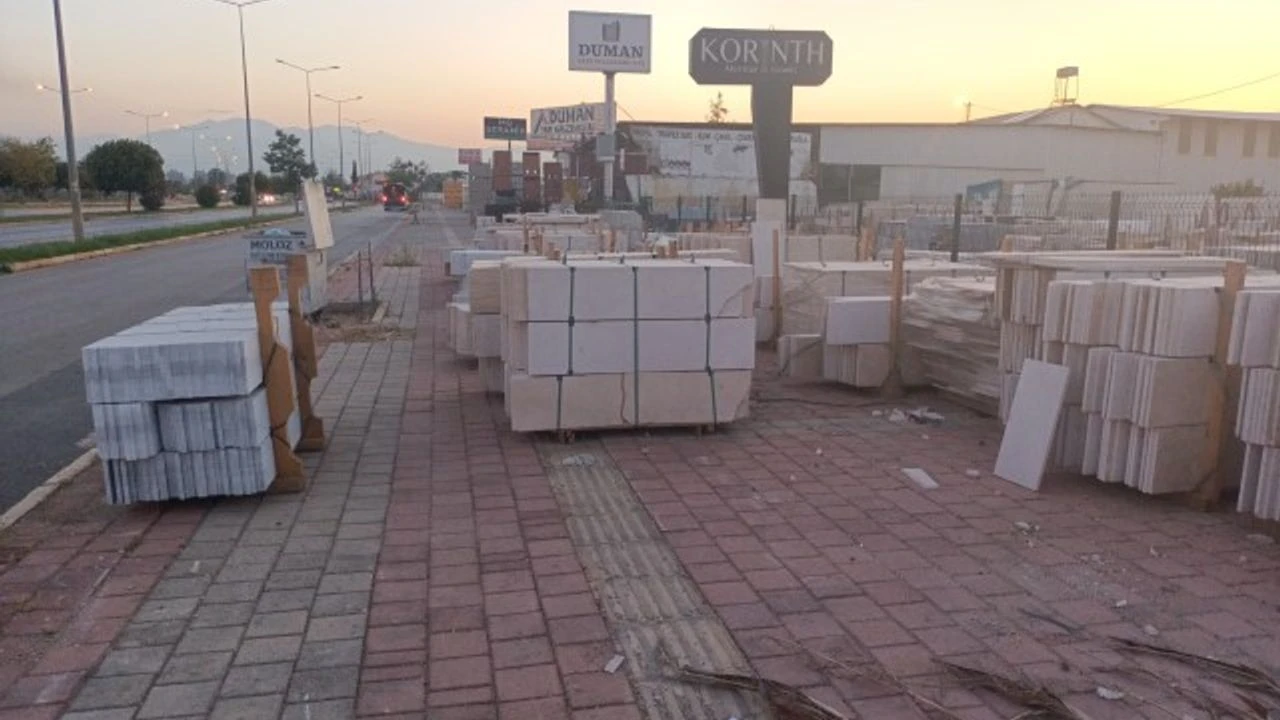 Kaldırım Işgali (2)