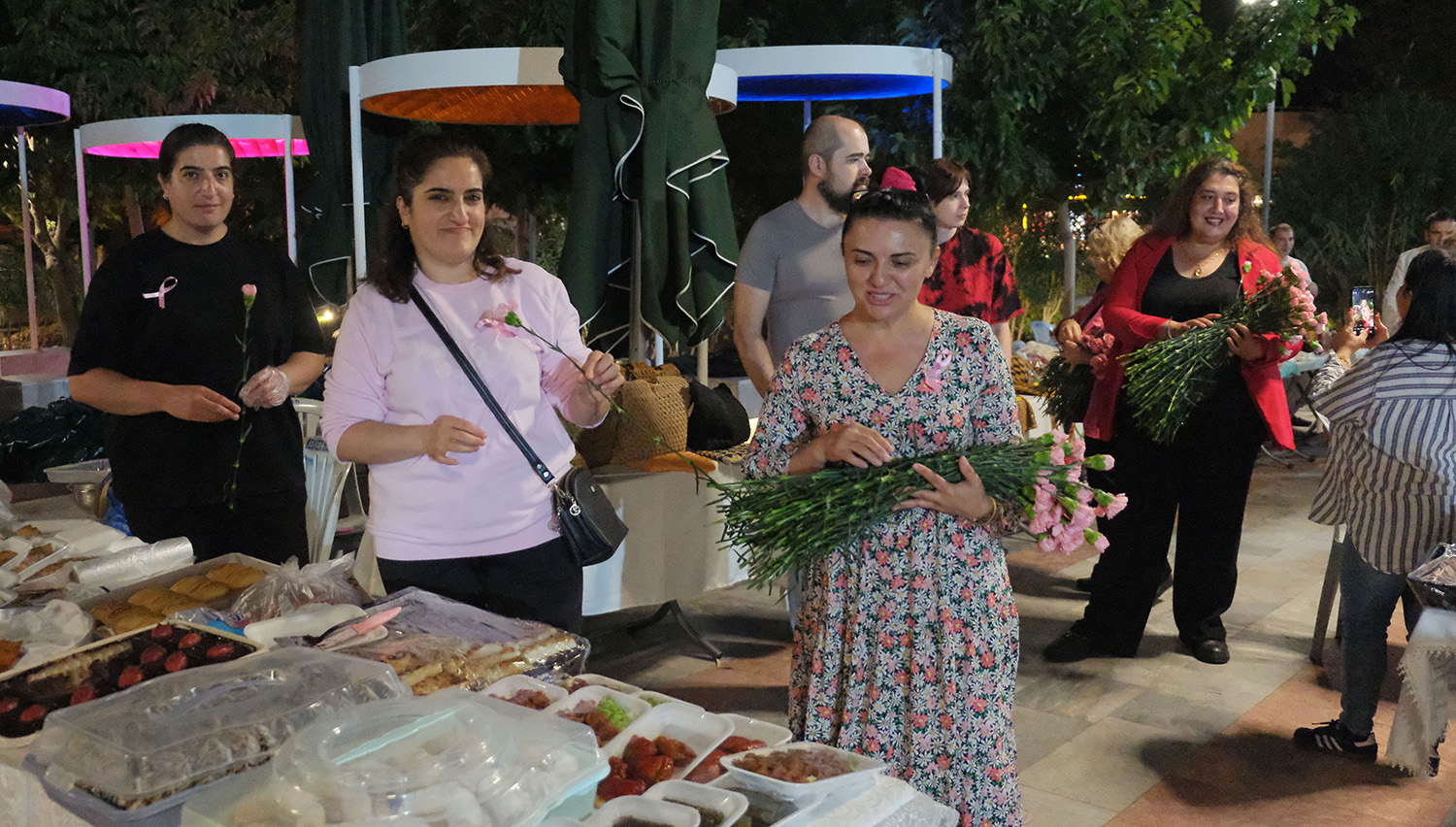Kemer’de Meme Kanseri Farkındalık Etkinliği (3)