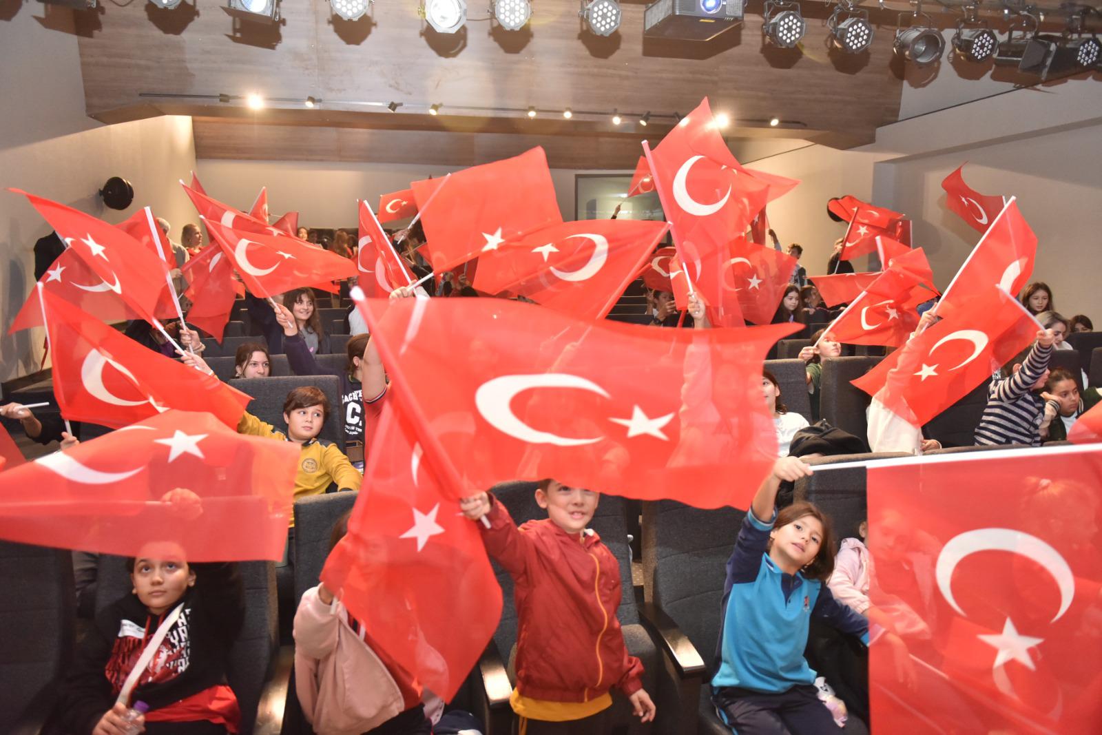 Kepezde Cumhuriyet Bayraminda Ataturk Ve Bilim Konusuldu 6