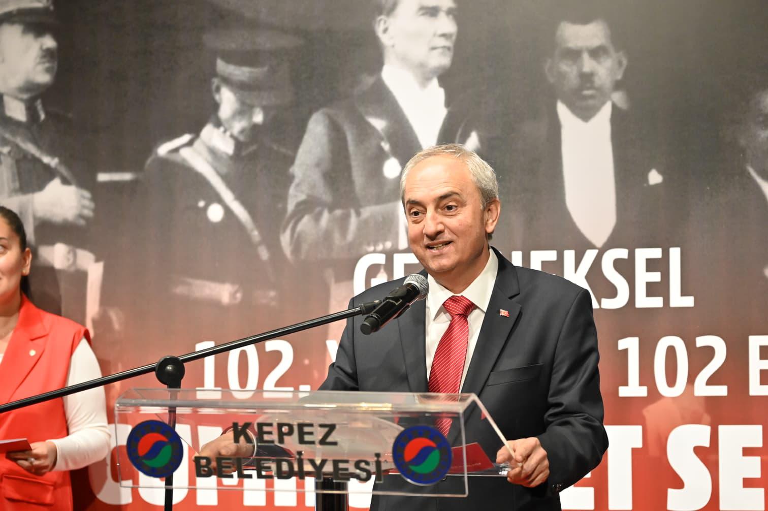 Kepezden 102. Yila Ozel 102 Eser Cumhuriyet Sergisi 5