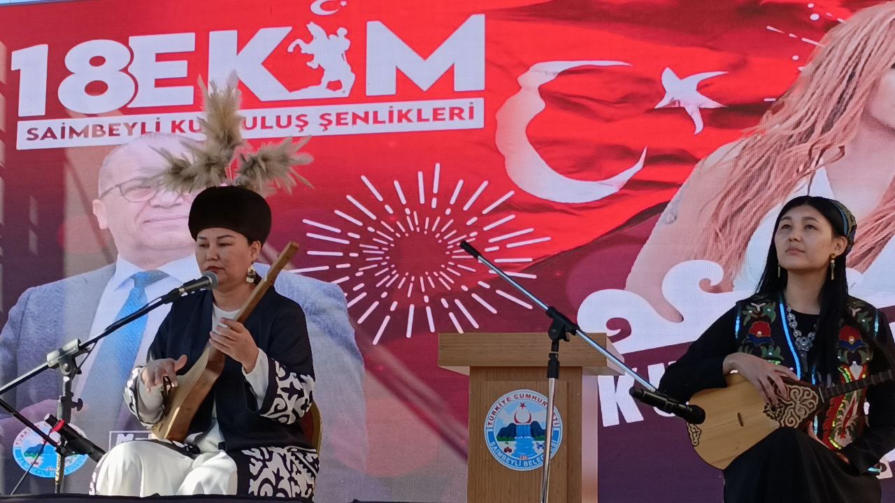 Kırgızistan Ve Kazakistanlı Sanatçılar Saimbeyli’nin Kurtuluş Coşkusuna Ortak Oldu (1)