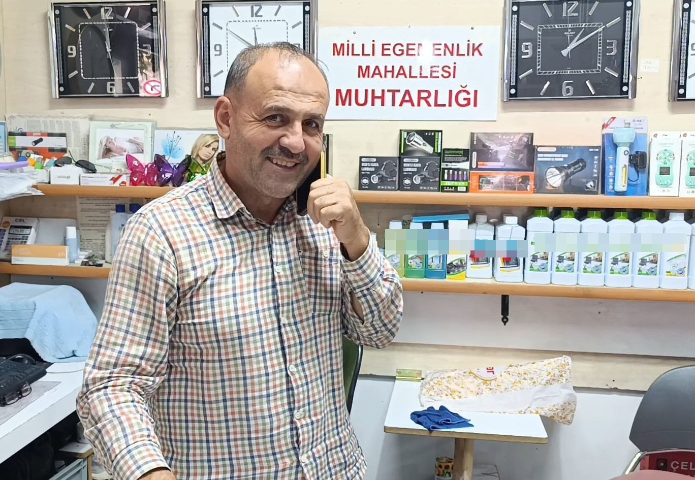 Konuşurken Baygınlık Geçiren Muhtarın Telefonları Susmuyor (1)