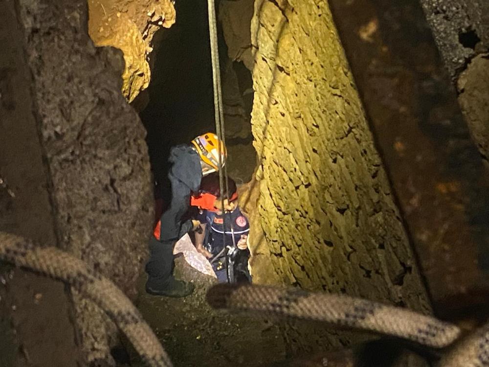 Magarada Mahsur Kaldilar (1)