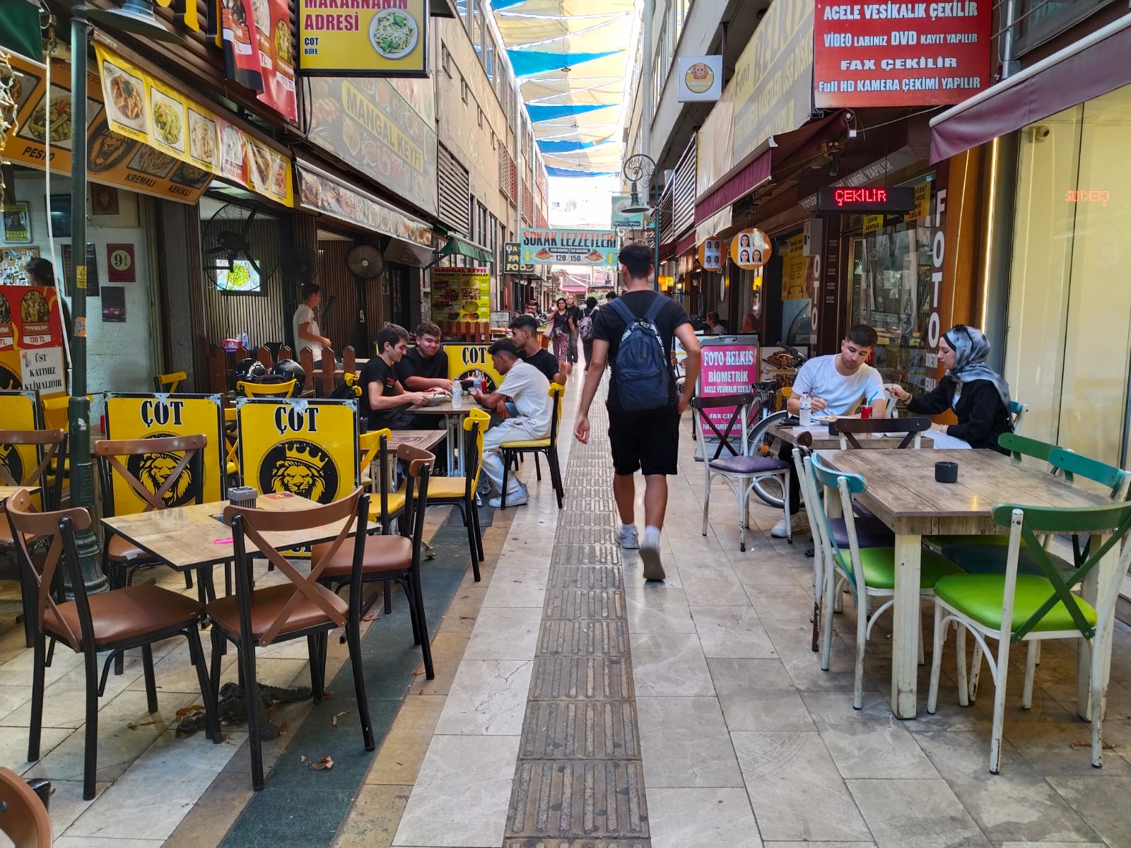 Makarnacilar Çarşisi