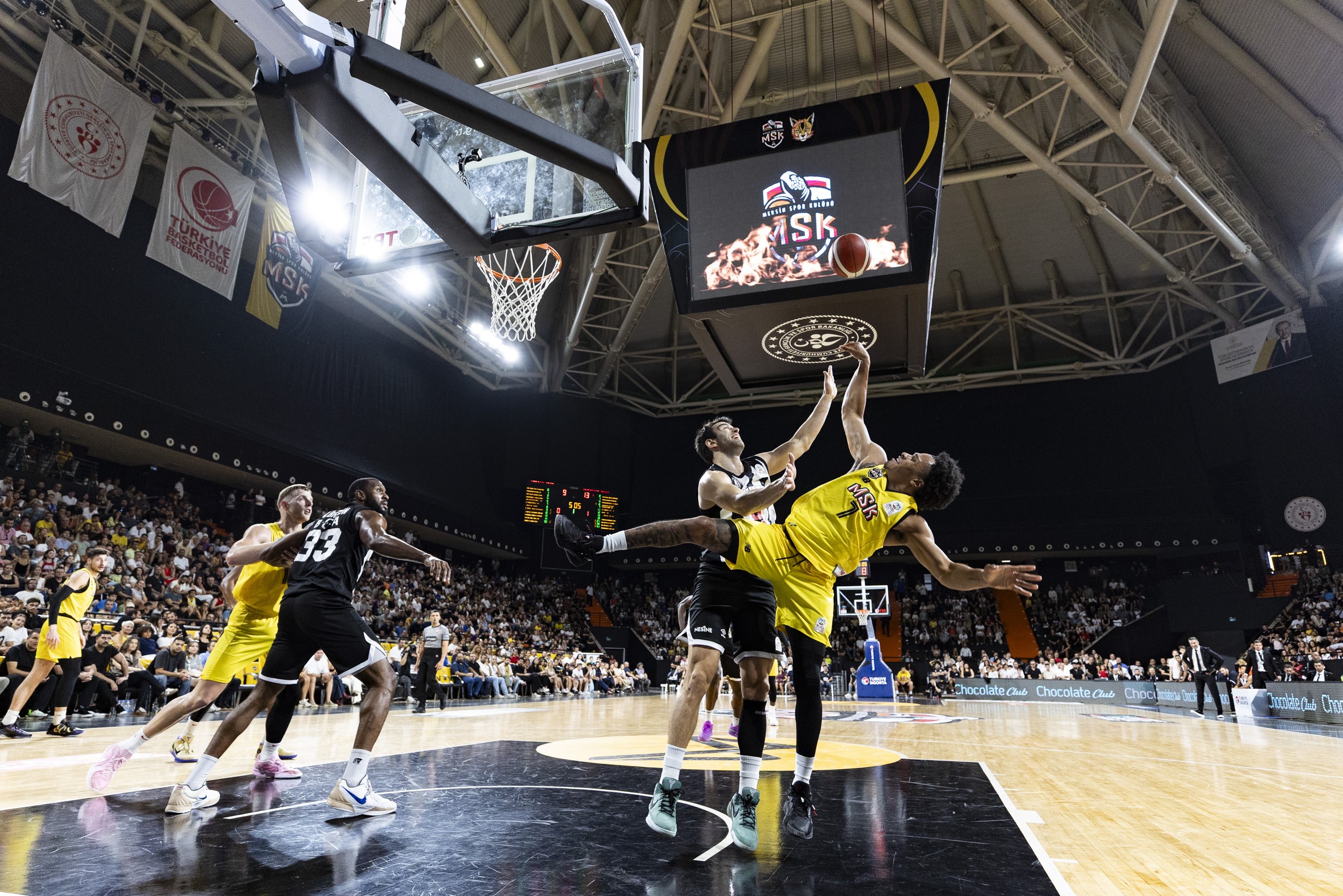 Mersin Besiktas Basketbol (3)