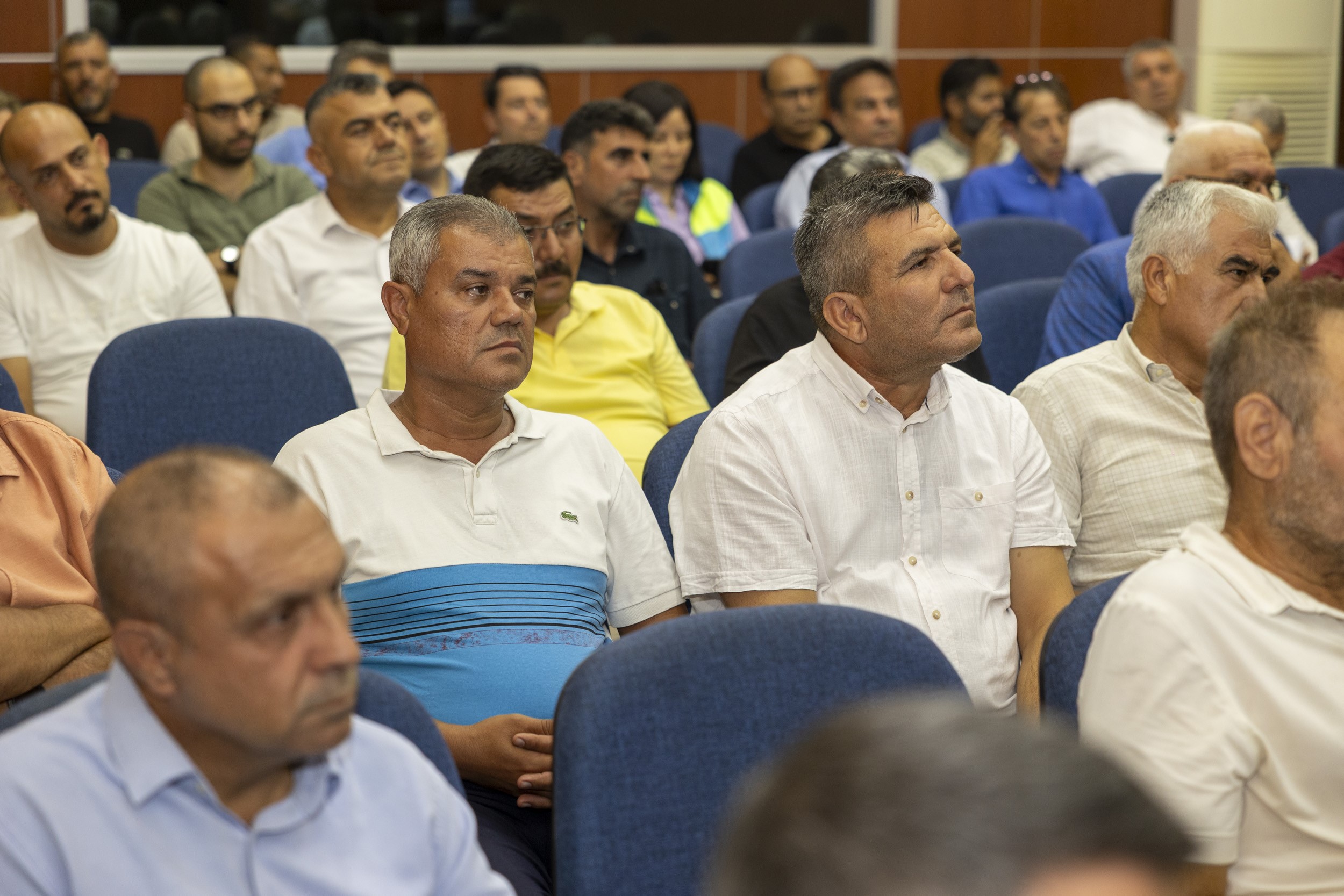 Mersin'de Muhtarlarla Istişare Toplantısı Düzenlendi (1)