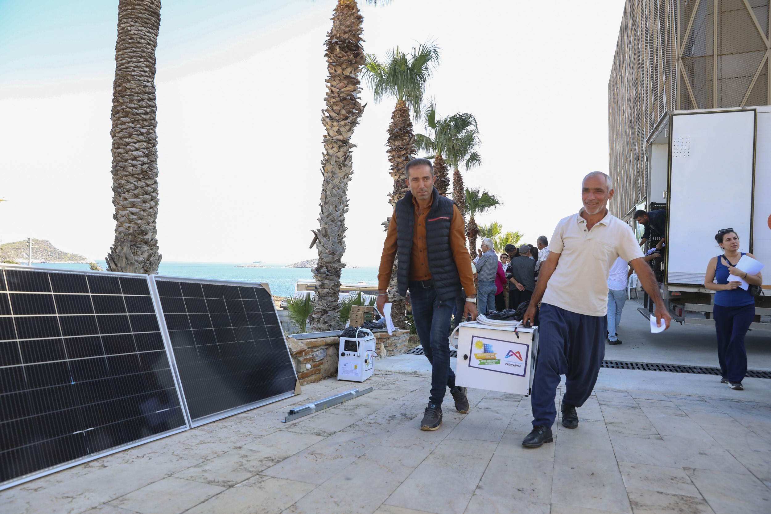 Mersin’de Üreticiye Fide Ve Güneş Paneli Desteği (3)