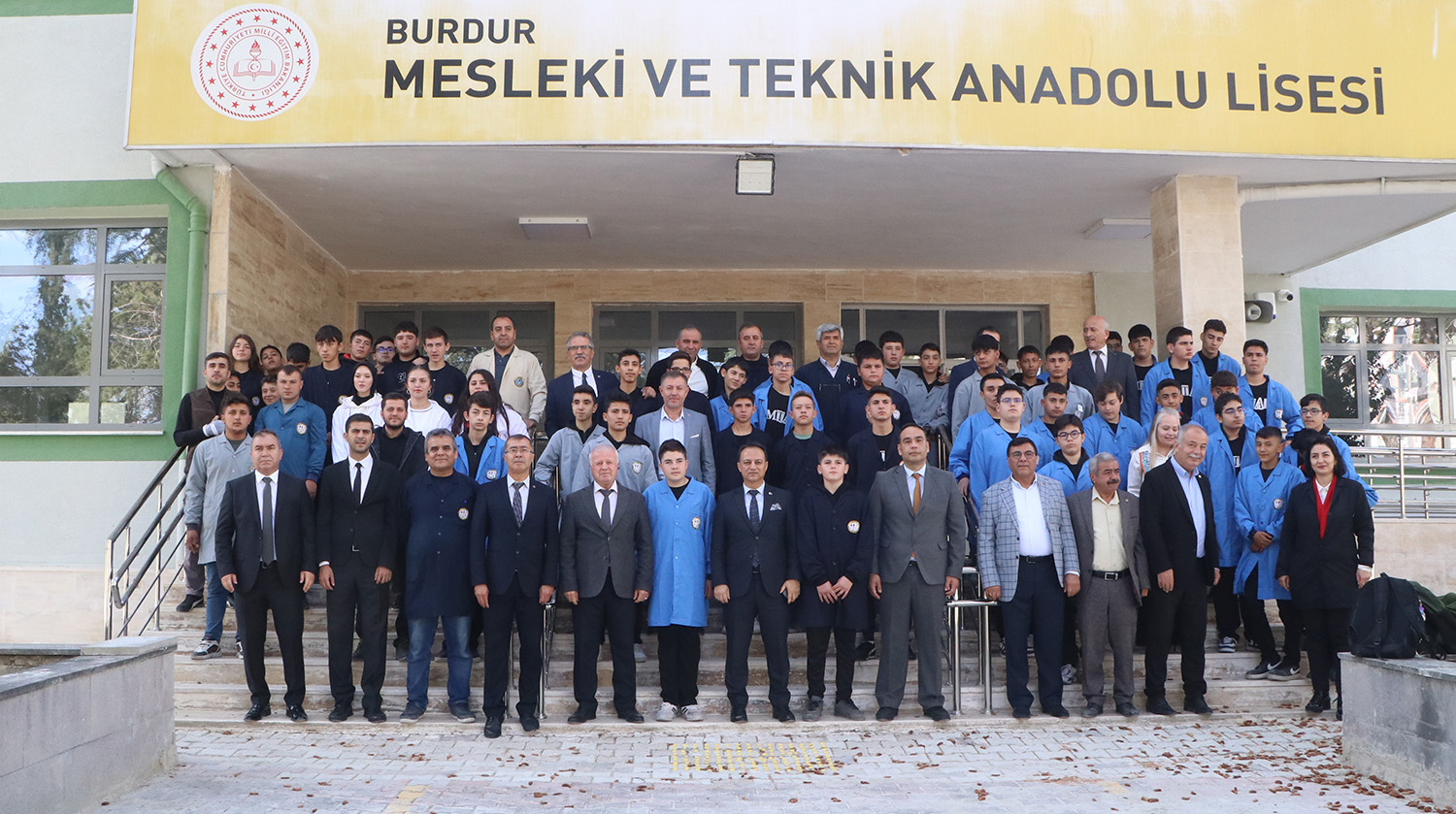 O G R E N C I L E R T O R E N L E I S O N L U G U G I Y D I 986402 292844