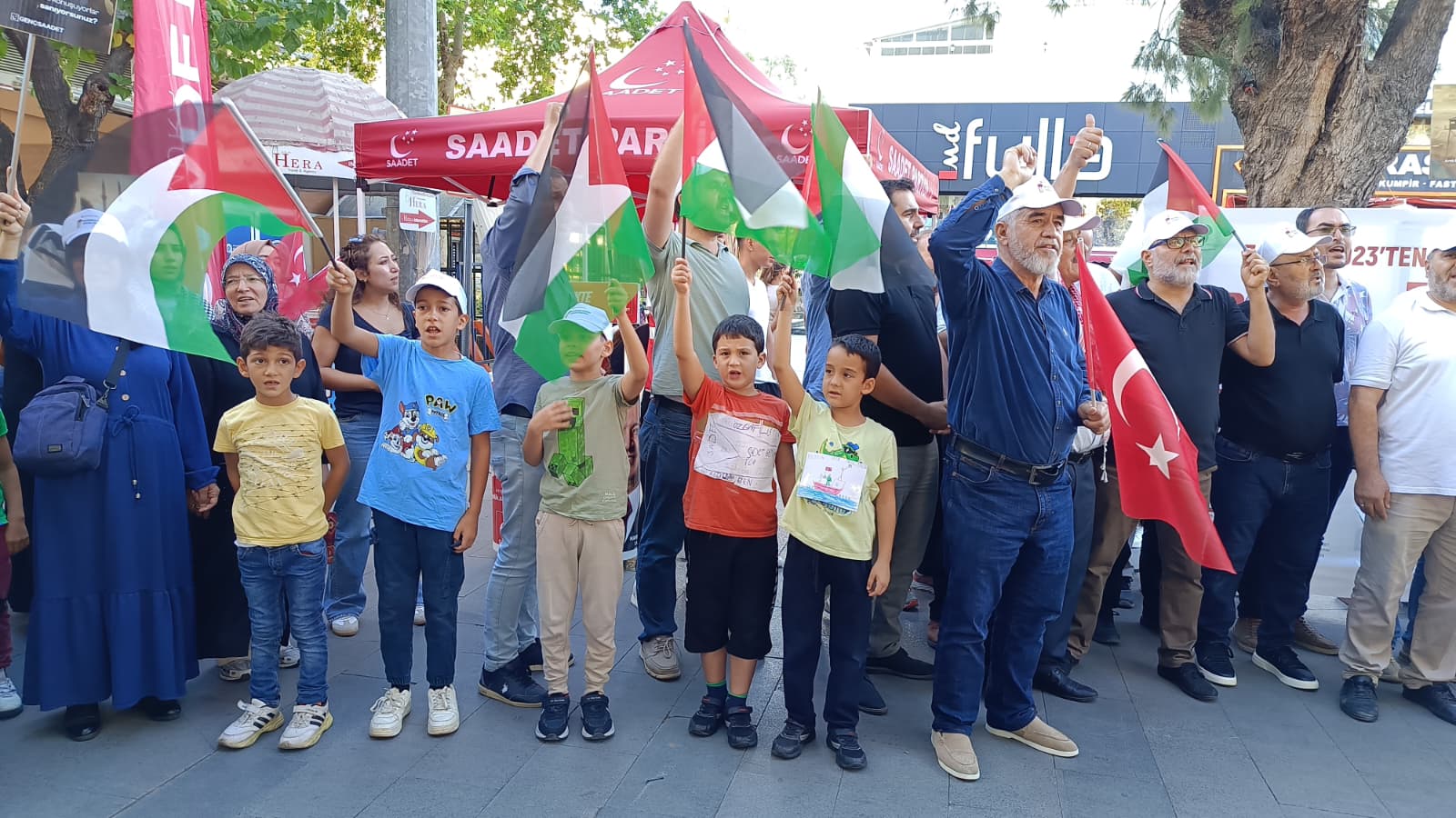 Saadet Gençliği'nden Net Mesaj (2)