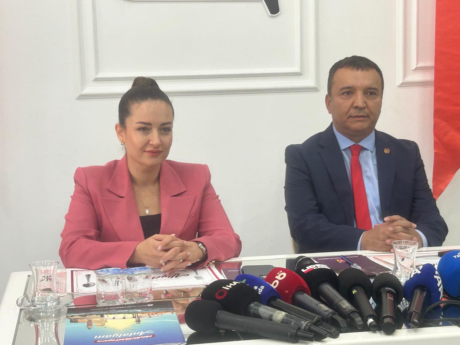 Sıyaset Yapmak Kolay Degil (1)