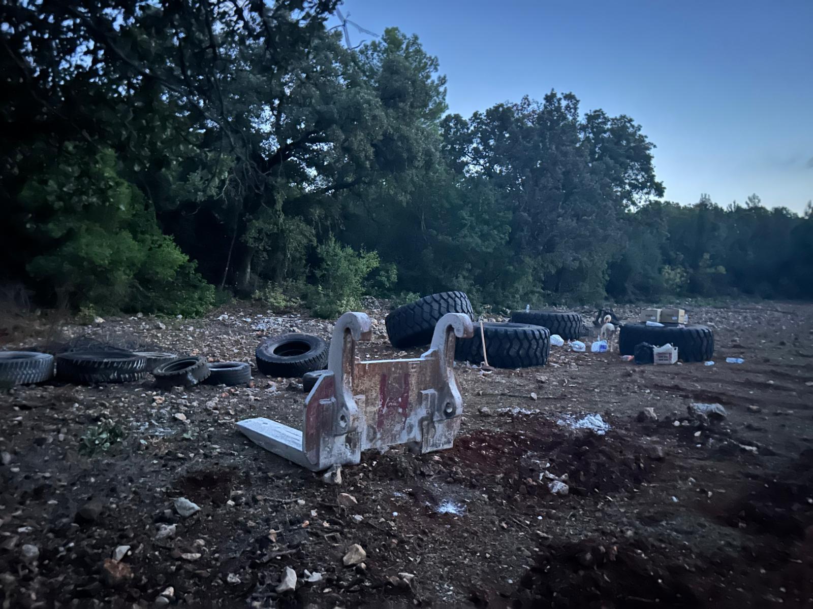Tescilli Alanda Mermer Ocagi Insaati Kuruldu (3)