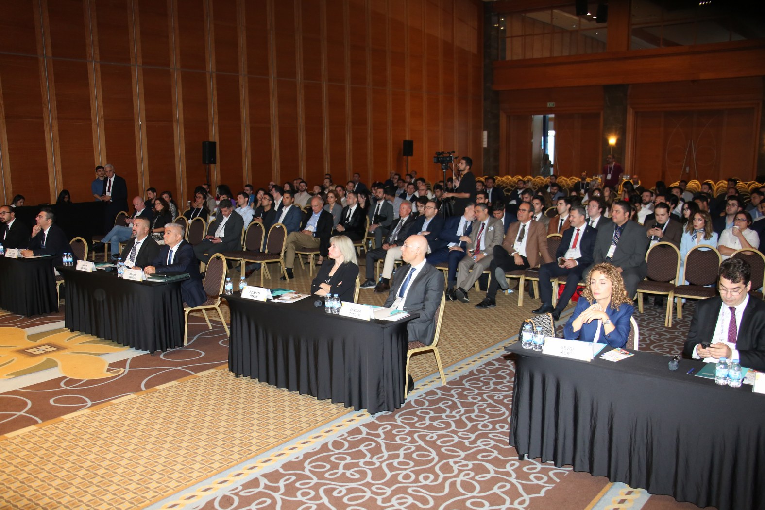 Ulusal Kurultay’da Öncü Çalışmaları Paylaştı (5)