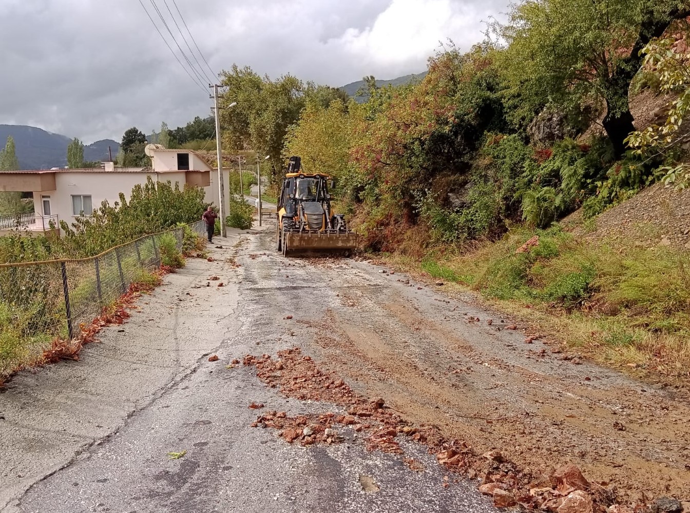 Yağmur Sonrasi Çalişma (3)