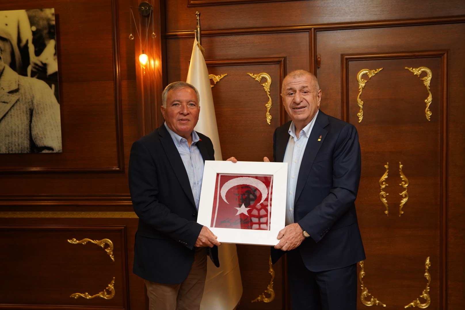 Zafer Partisi Lideri Özdağ’dan Başkan Kepenek’e (2)