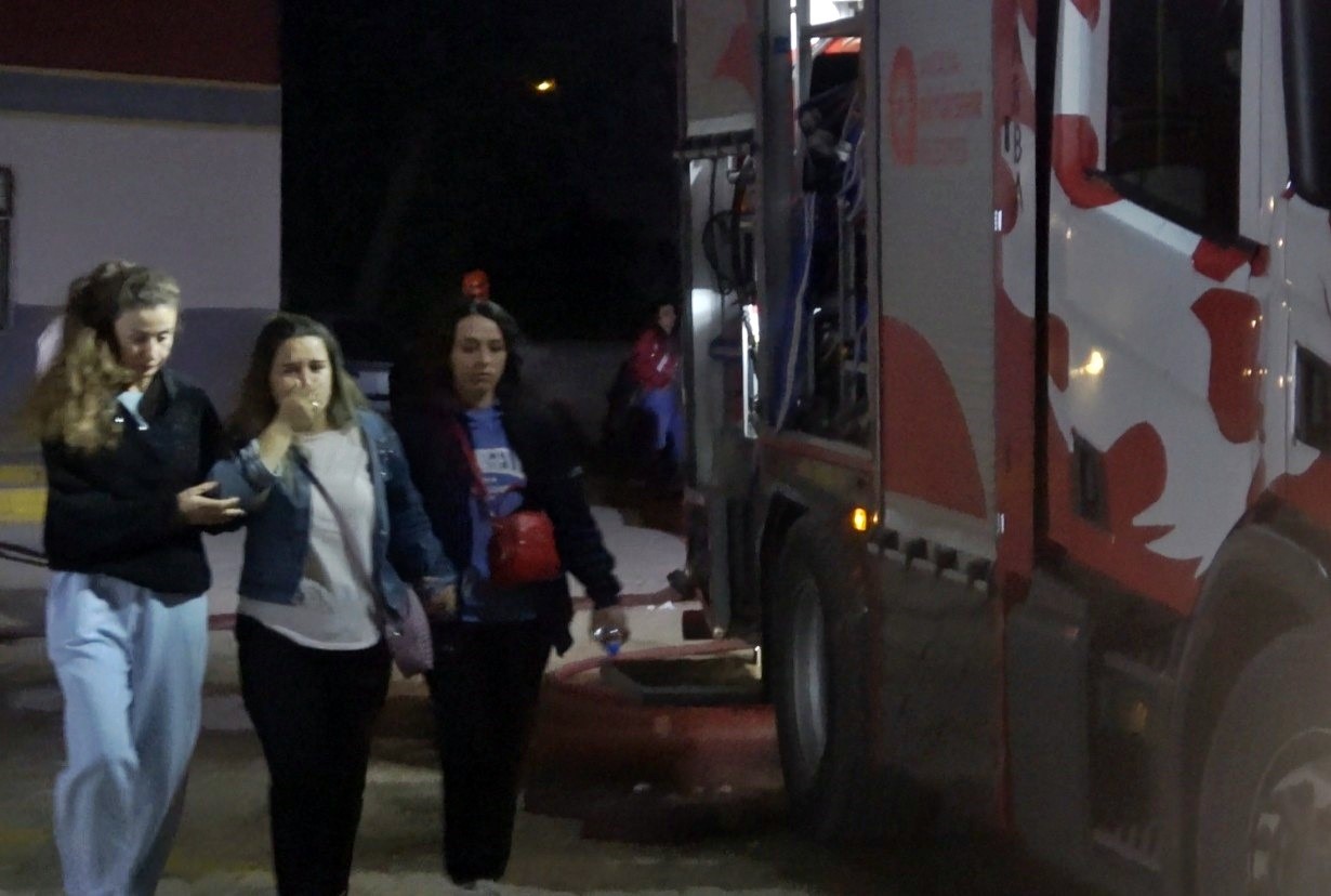 15 Katli Binadaki Daire Yandi (1)