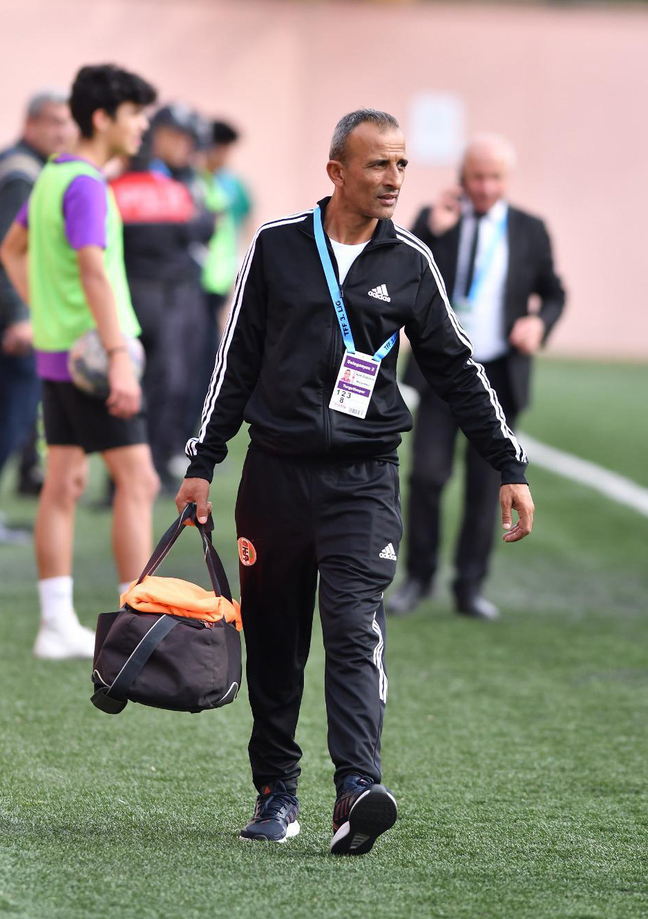 5 K A R D E S F A R K L I S E H I R L E R D E A Y N I I S I Y A P 1035246 307238