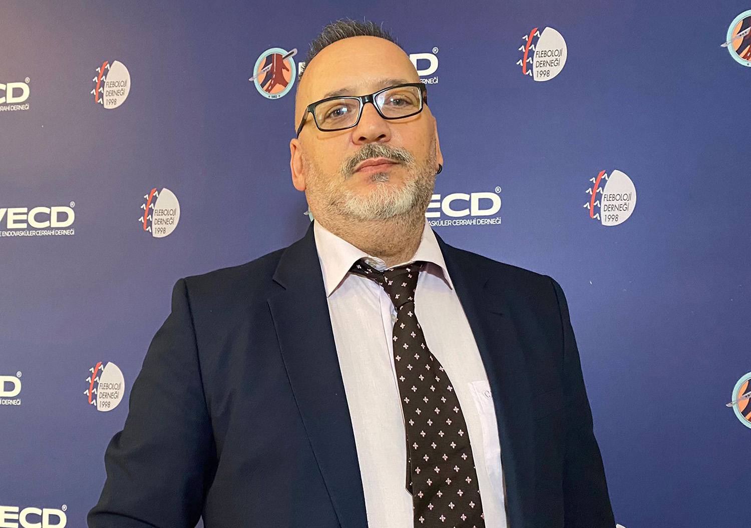 50 Y A S U S T U N D E V E N O Z H A S T A L I K L A R A R T T I 1016319 301517