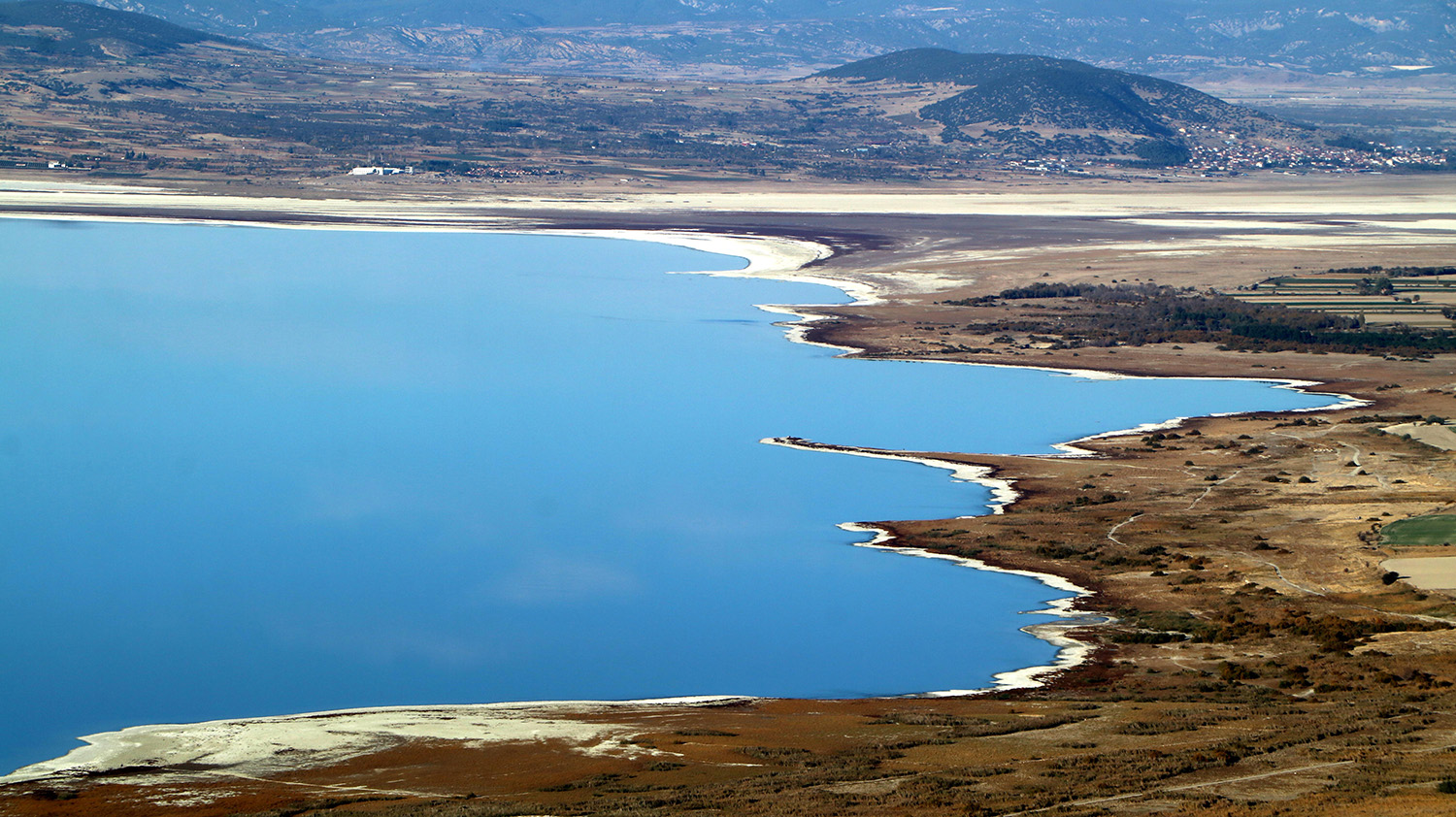 55 Y I L D A 213 M E T R E C E K I L E N B U R D U R G O L U 1038450 308192