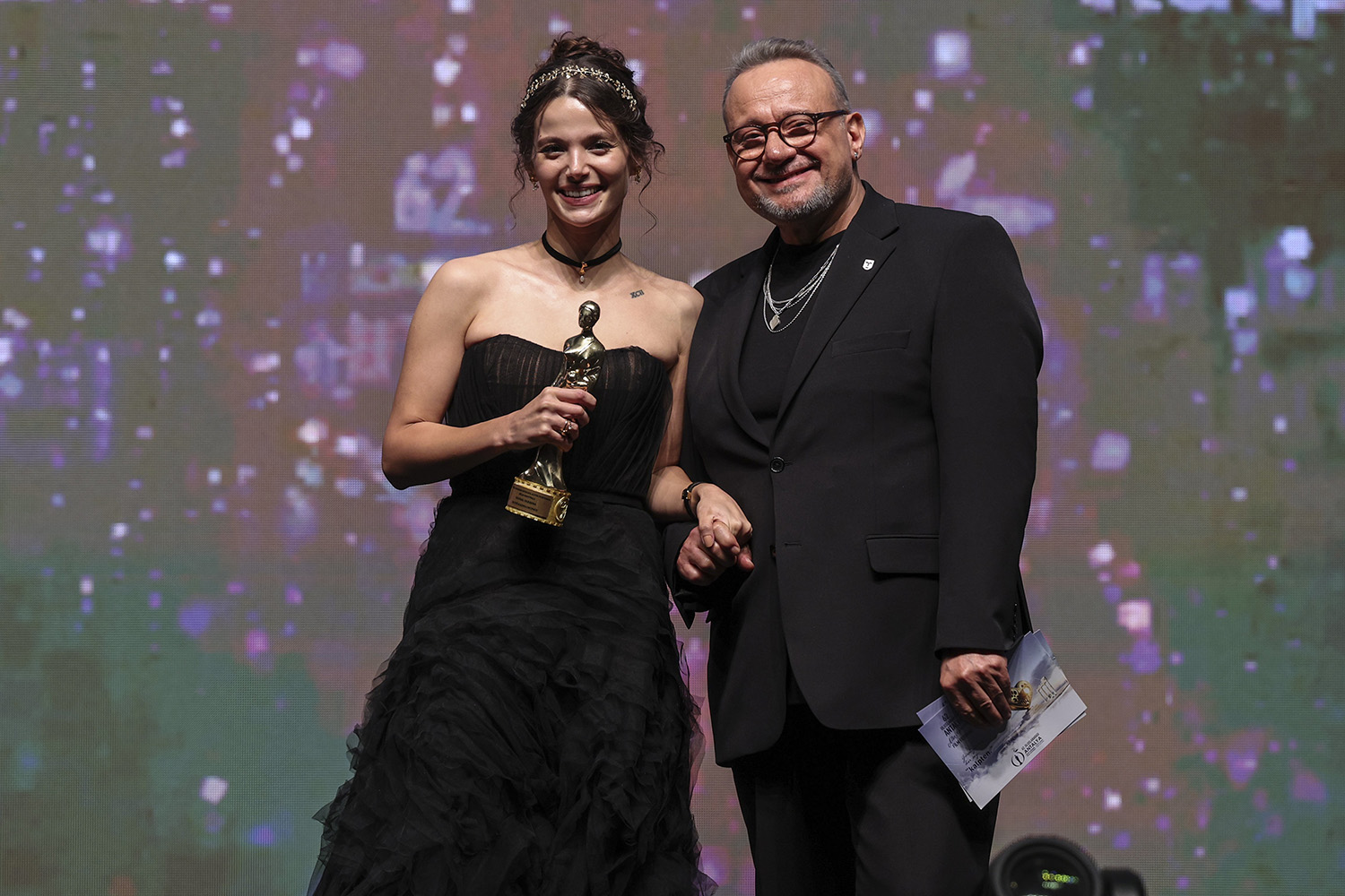 62. Altın Portakal'a ‘Tavşan İmparatorluğu' 7 Ödülle Damga Vurdu (7)