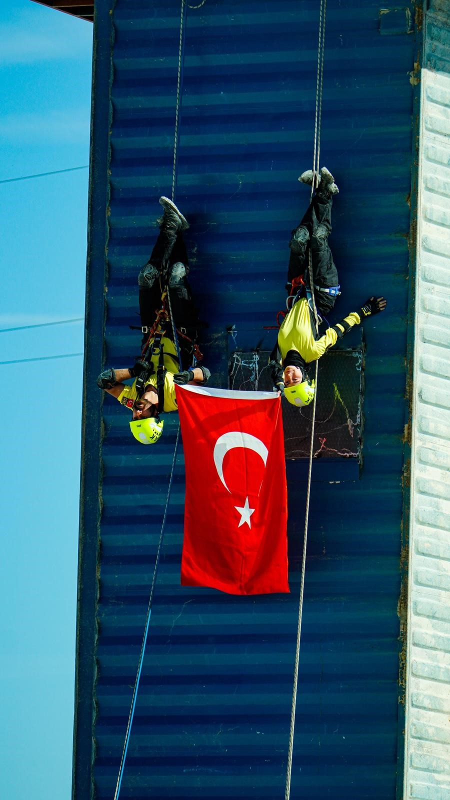 9 Yıldır Arama Kurtarma Operasyonlarında Gönüllü Olarak Yardımcı Oluyor (2)