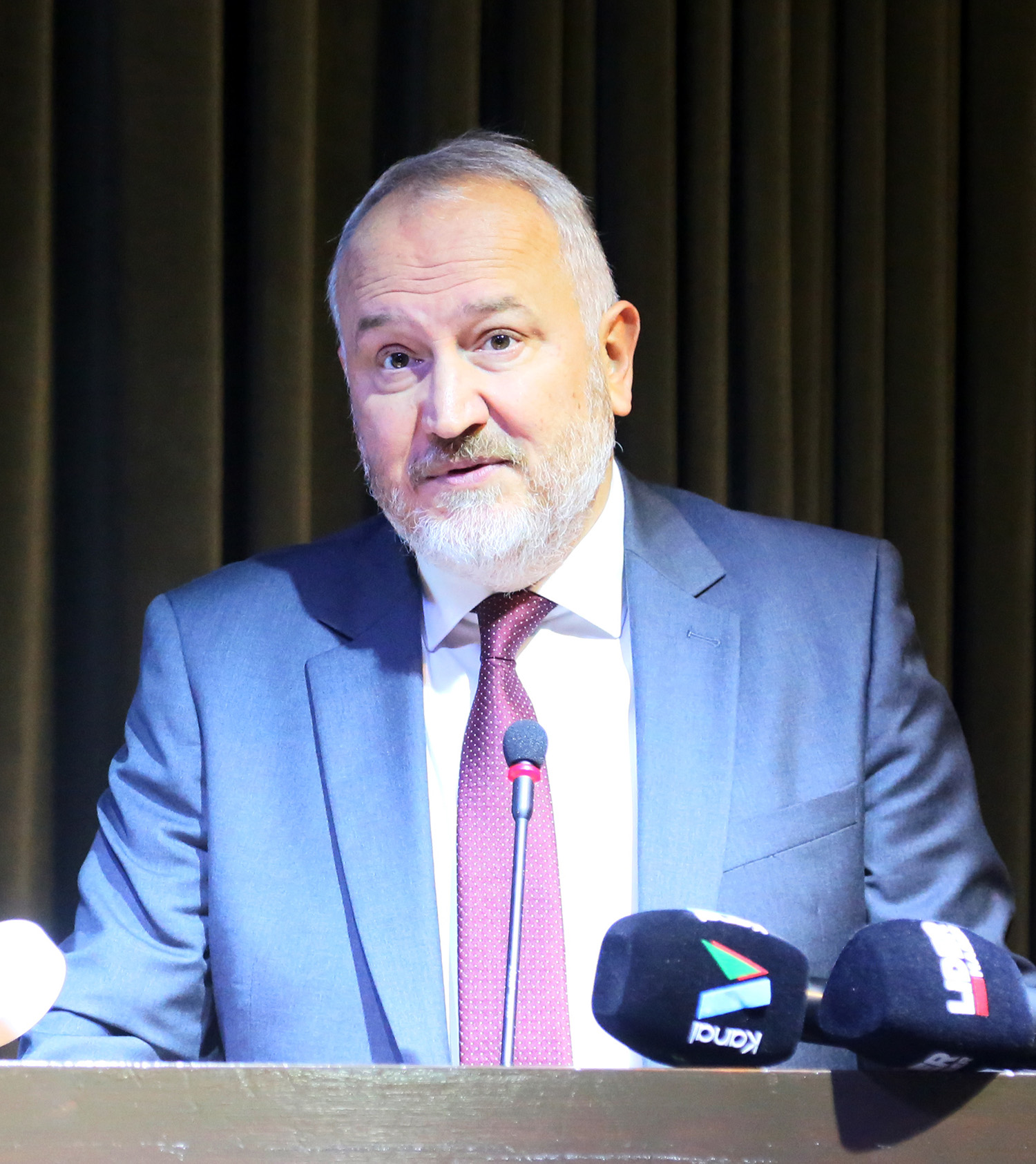 A K T O B D A K A A N K A V A L O G L U I K I N C I K E Z S E C I L 1038942 308342