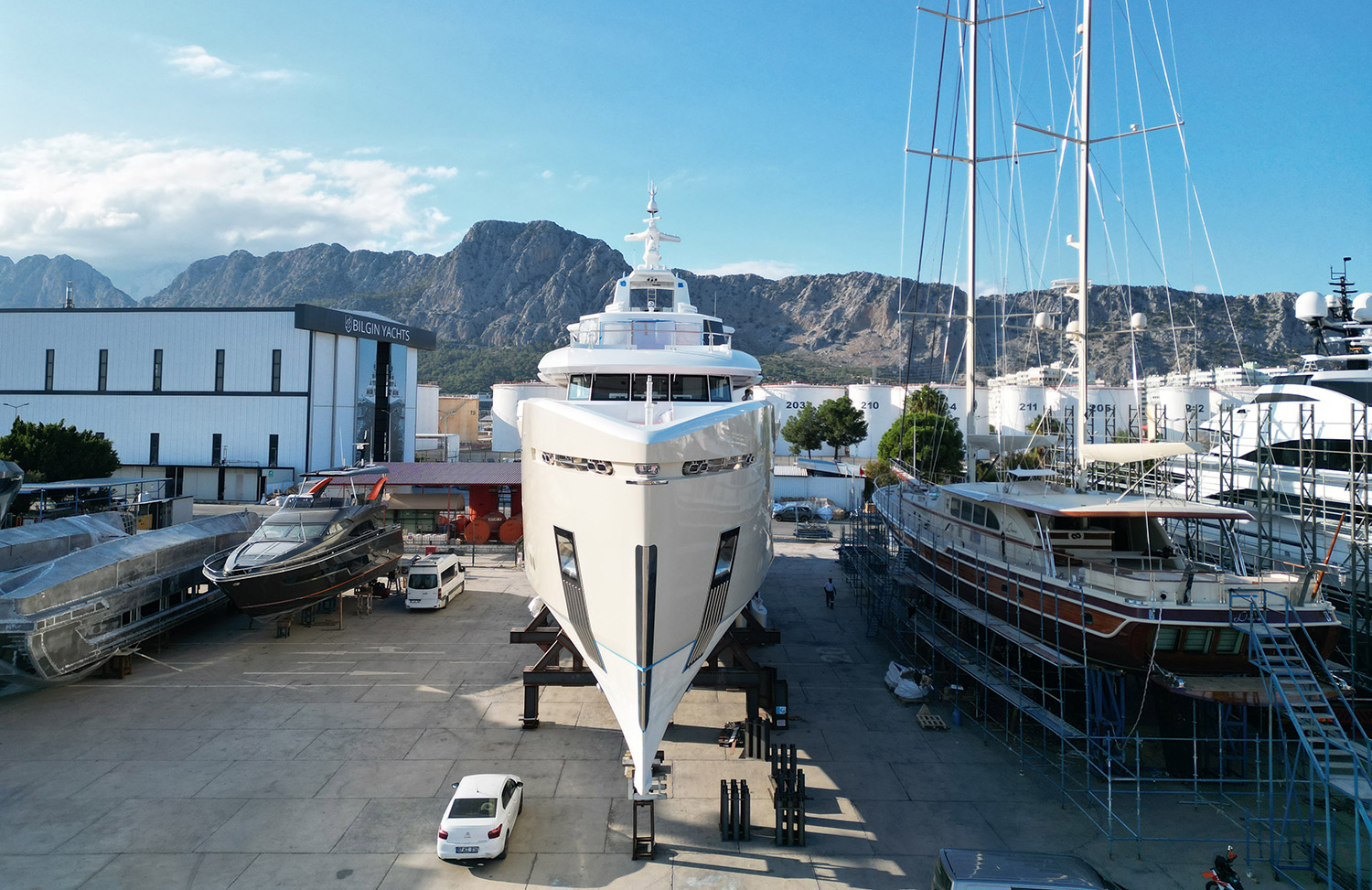 A N T A L Y A D A N 25 Y I L D A D U N Y A Y A 2 M I L Y A R D O 1027156 304813